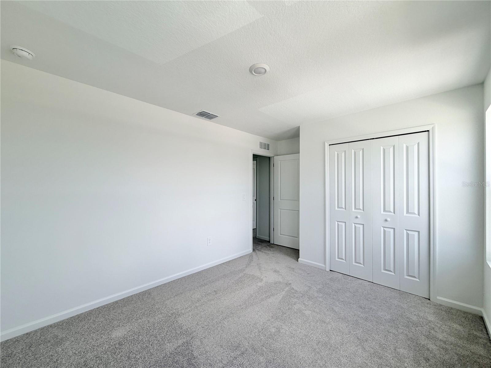 Listing photo id 34 for 368 Kayden Cove