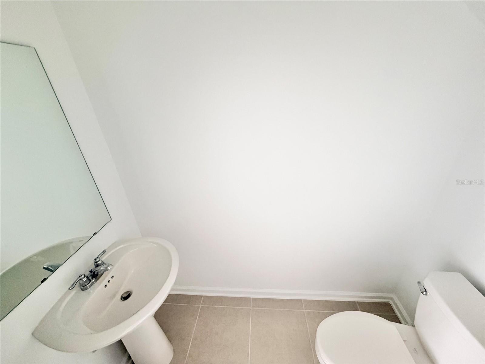Listing photo id 2 for 368 Kayden Cove
