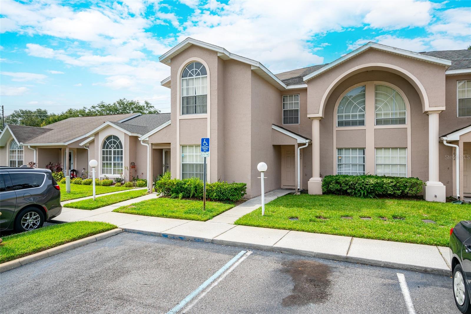 Details for 1624 Windsor Oak Court, KISSIMMEE, FL 34744