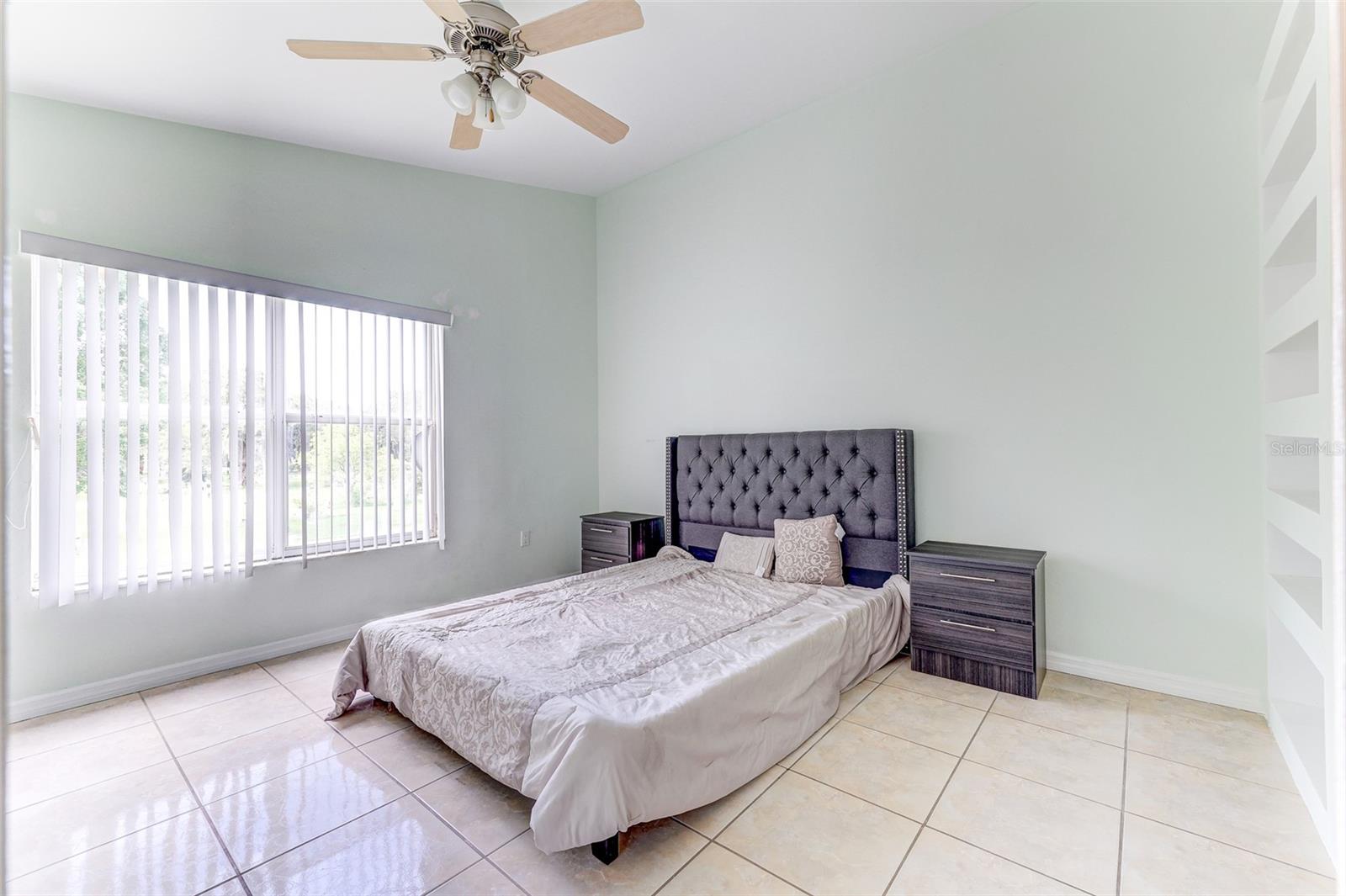 Image 37 of 53 For 1624 Windsor Oak Court