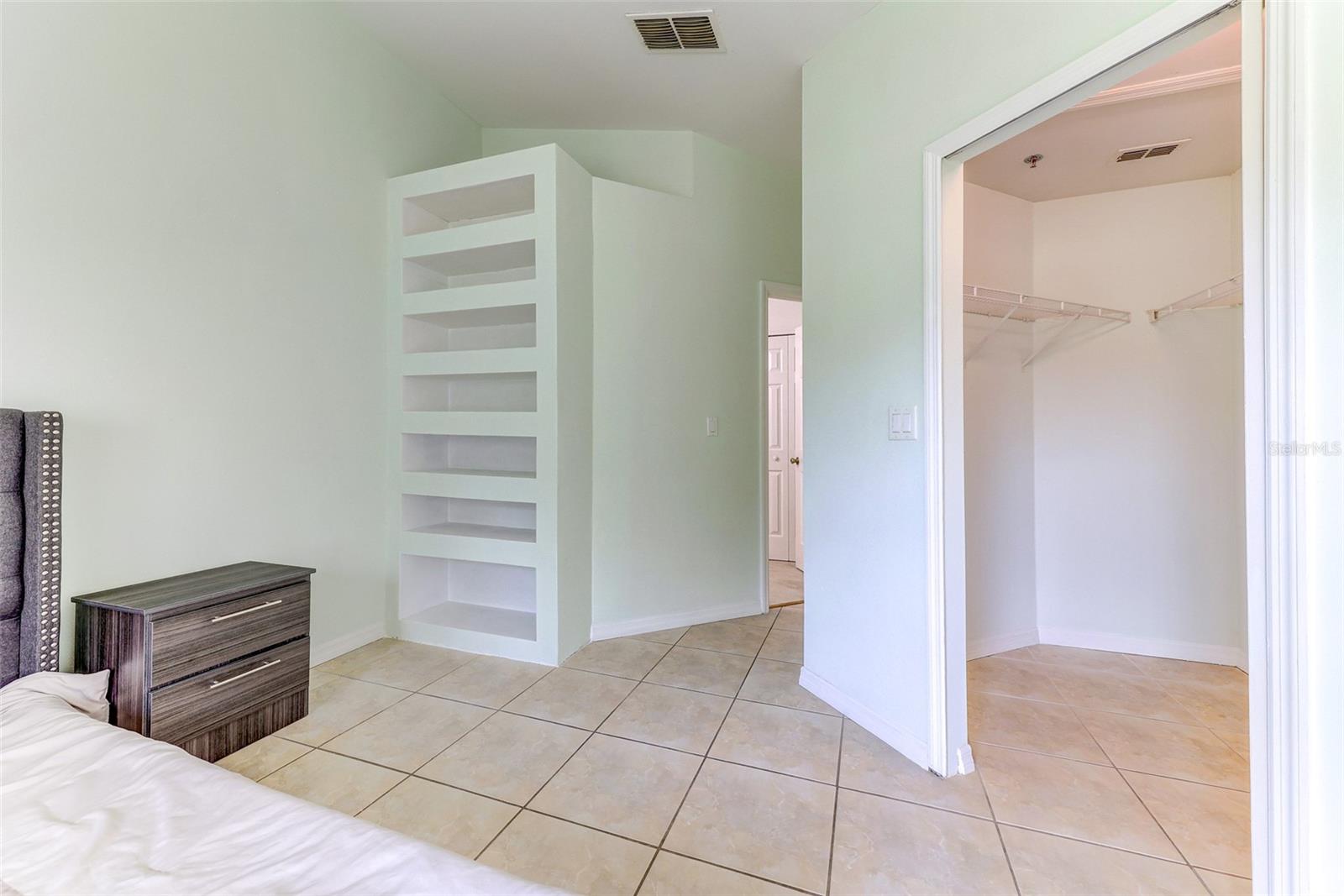 Image 39 of 53 For 1624 Windsor Oak Court