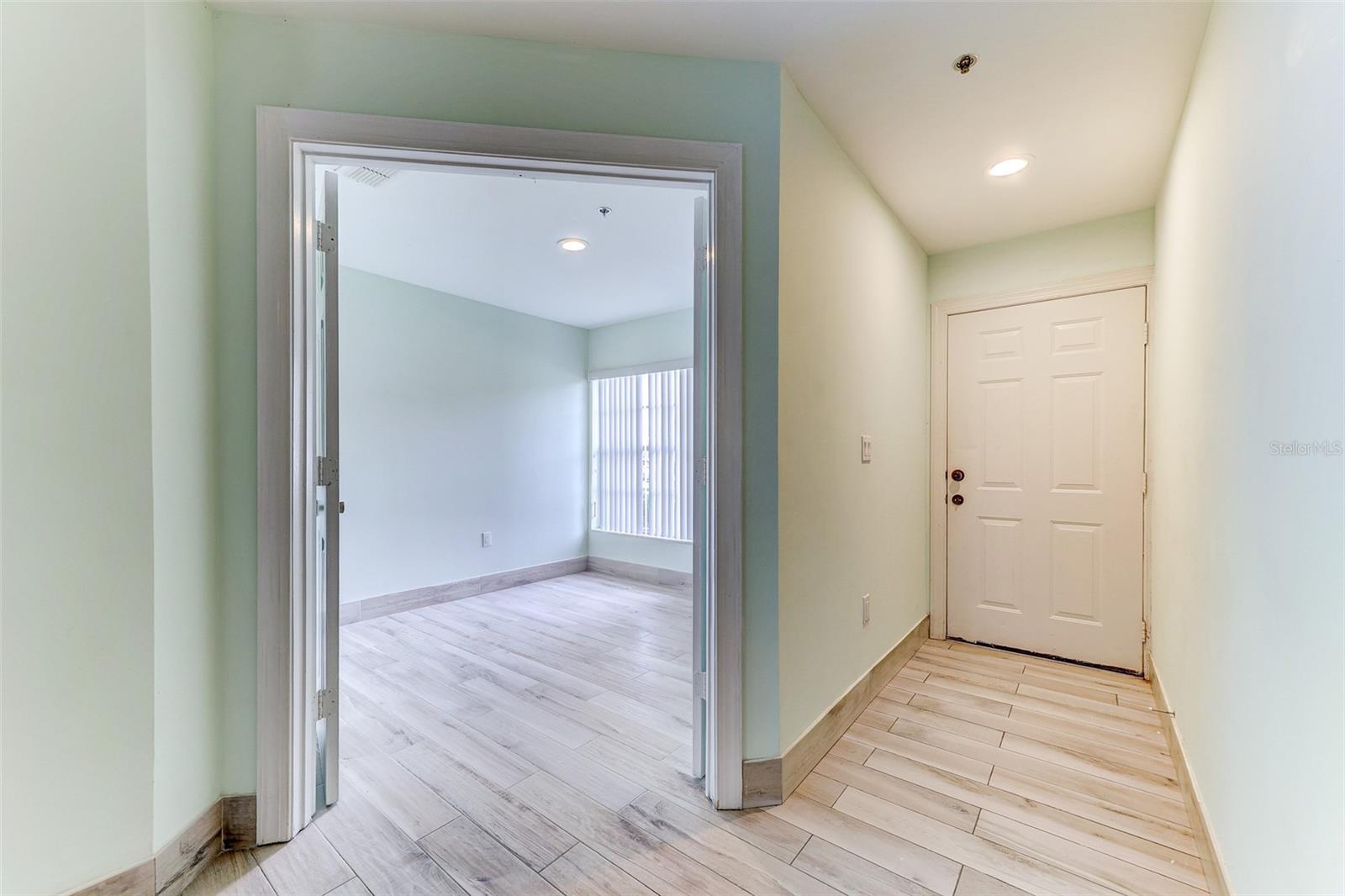 Image 7 of 53 For 1624 Windsor Oak Court