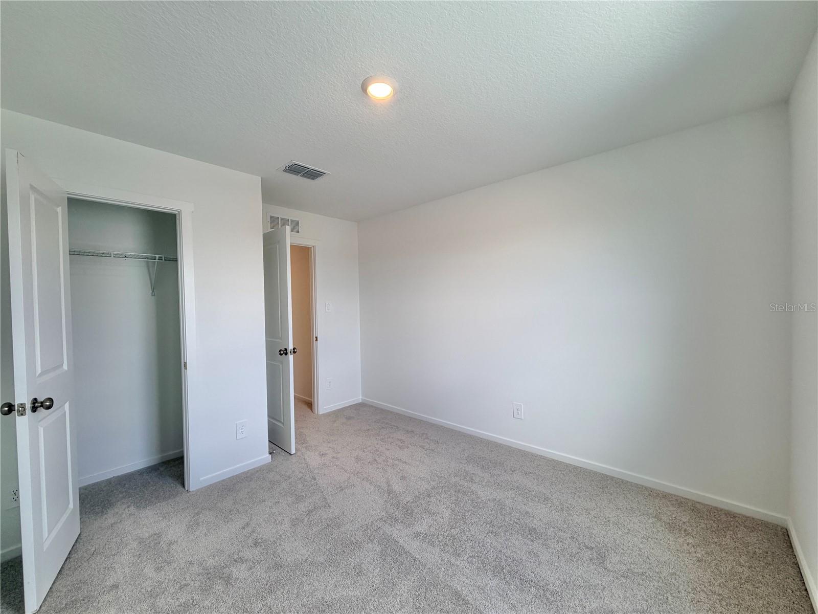 Image 31 of 34 For 842 Lynx Street