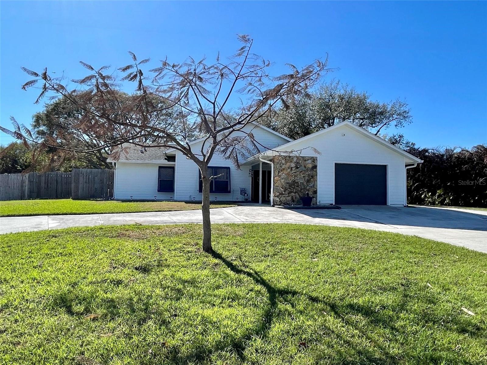 Image 4 of 26 For 311 Anchor Way