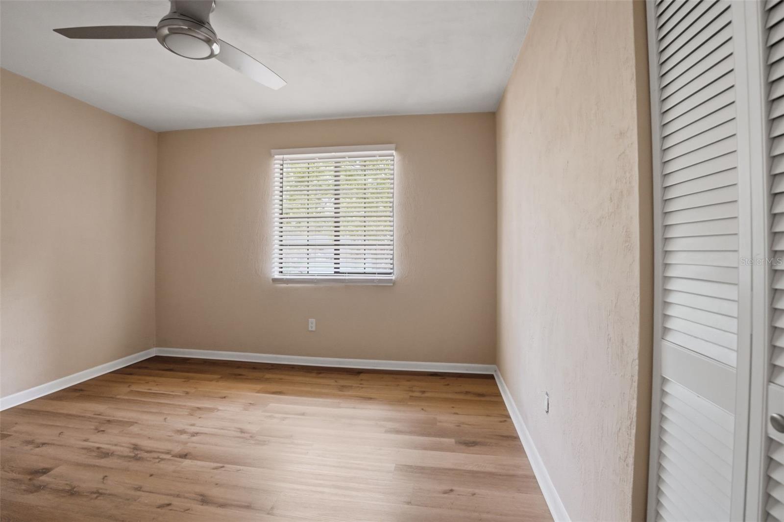 Image 12 of 25 For 254 Oleander Place