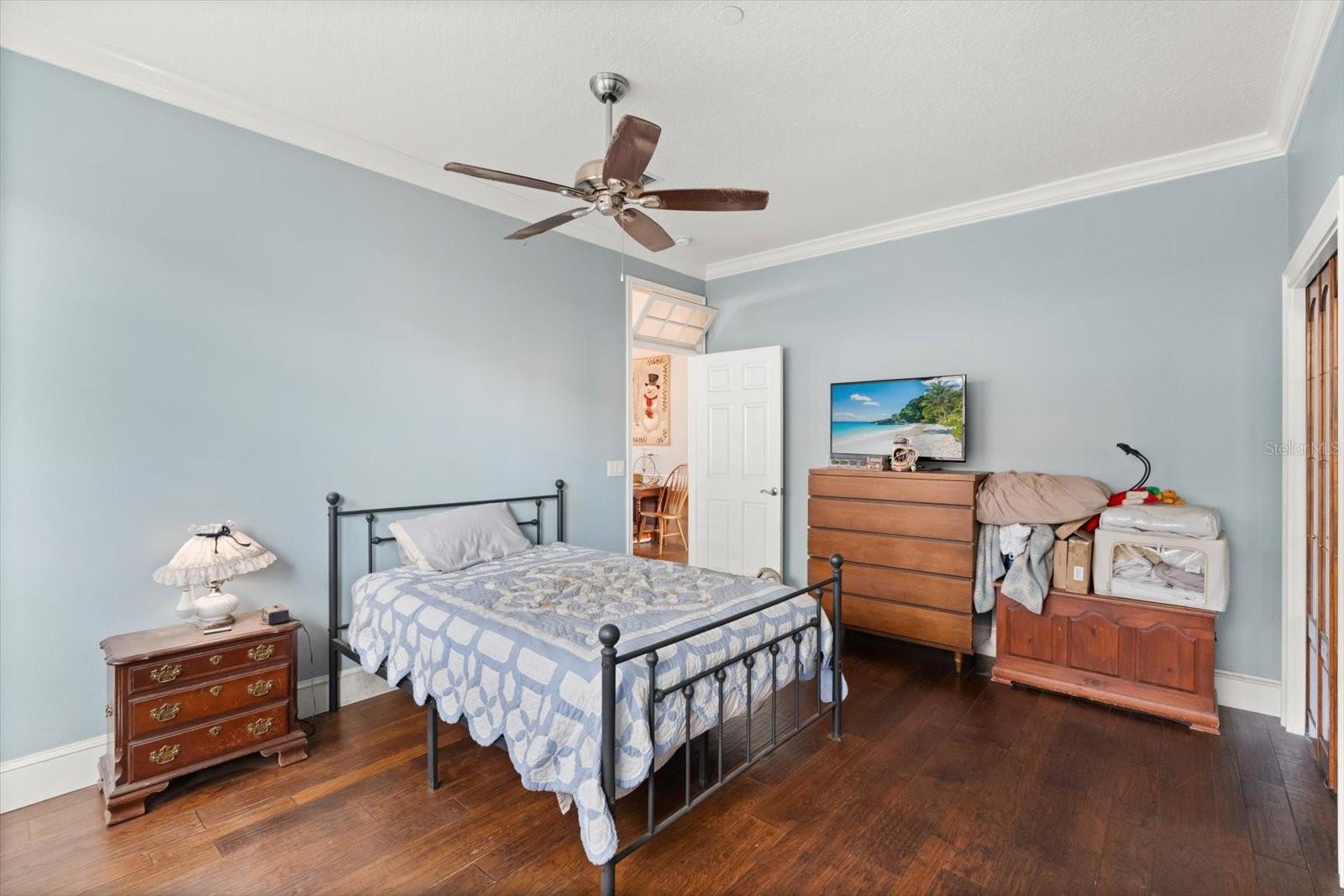 Image 18 of 39 For 621 Prairie Lane