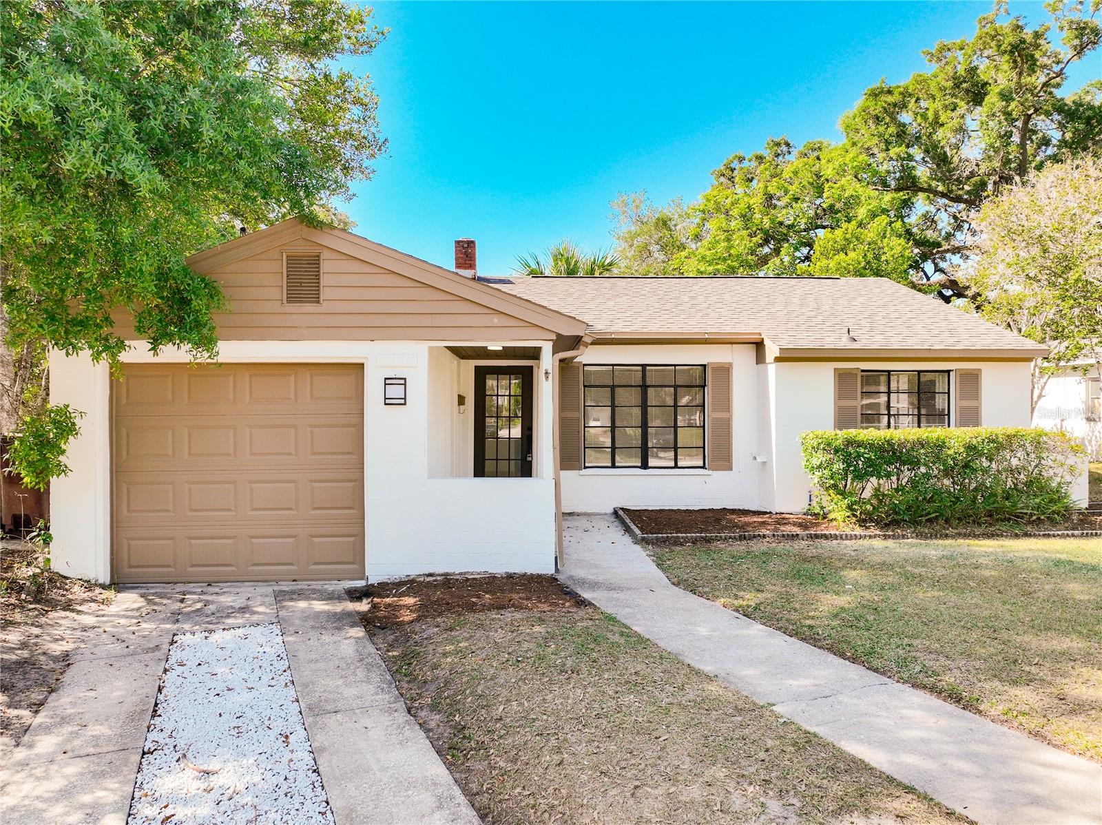 Image 2 of 49 For 2222 Valencia Road
