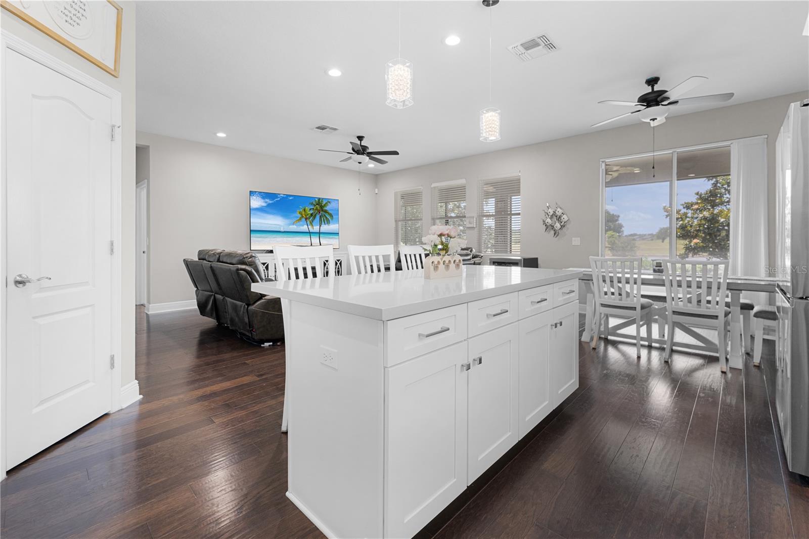 Image 12 of 63 For 3304 Sagebrush Street