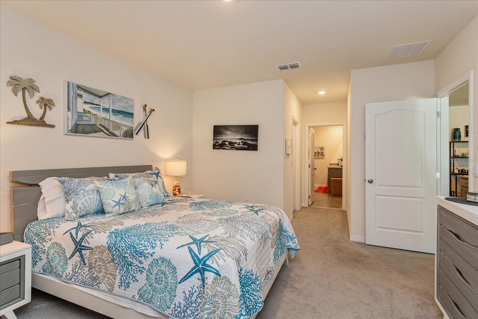 Image 14 of 27 For 6358 Sanders Grove Circle