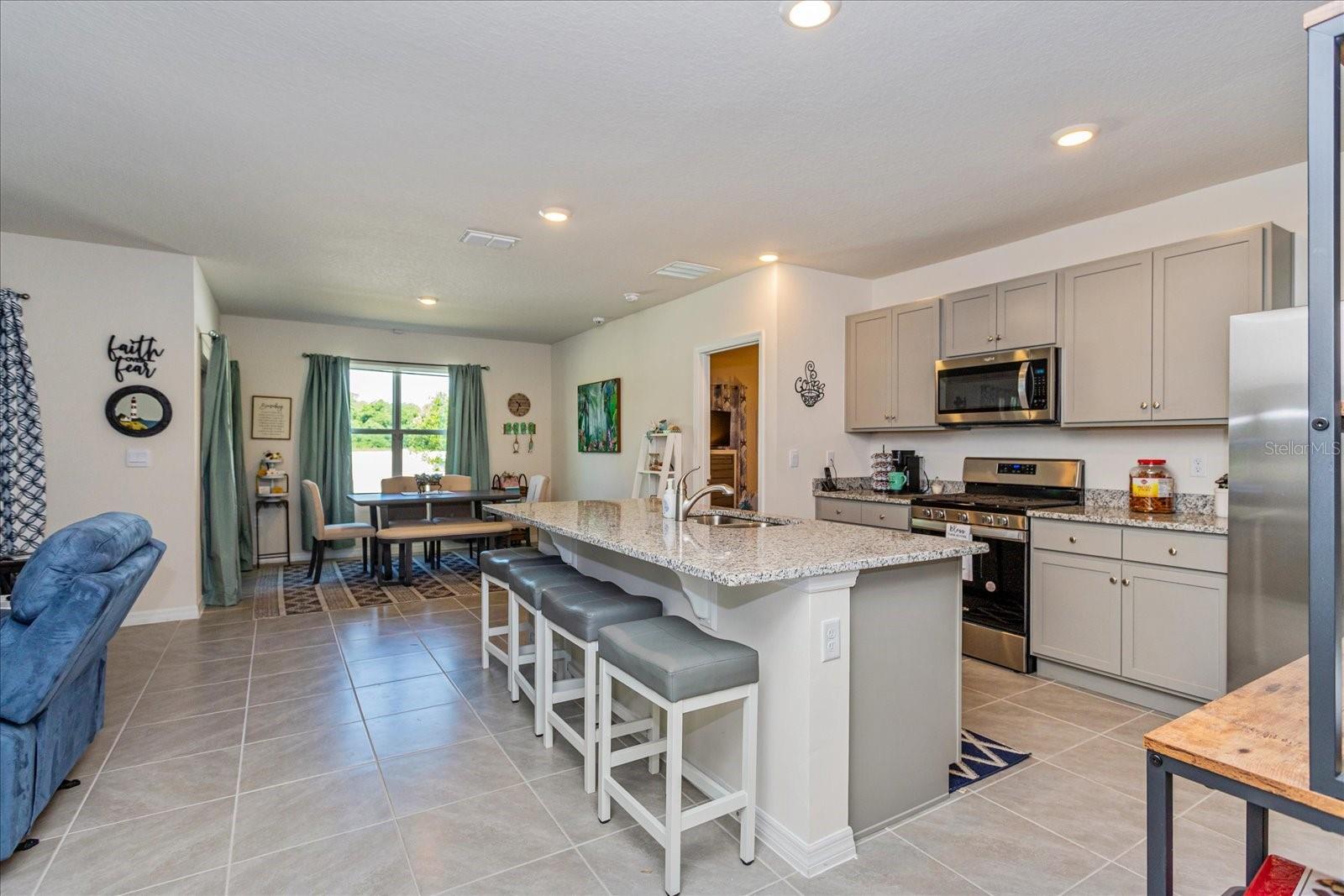 Image 7 of 27 For 6358 Sanders Grove Circle