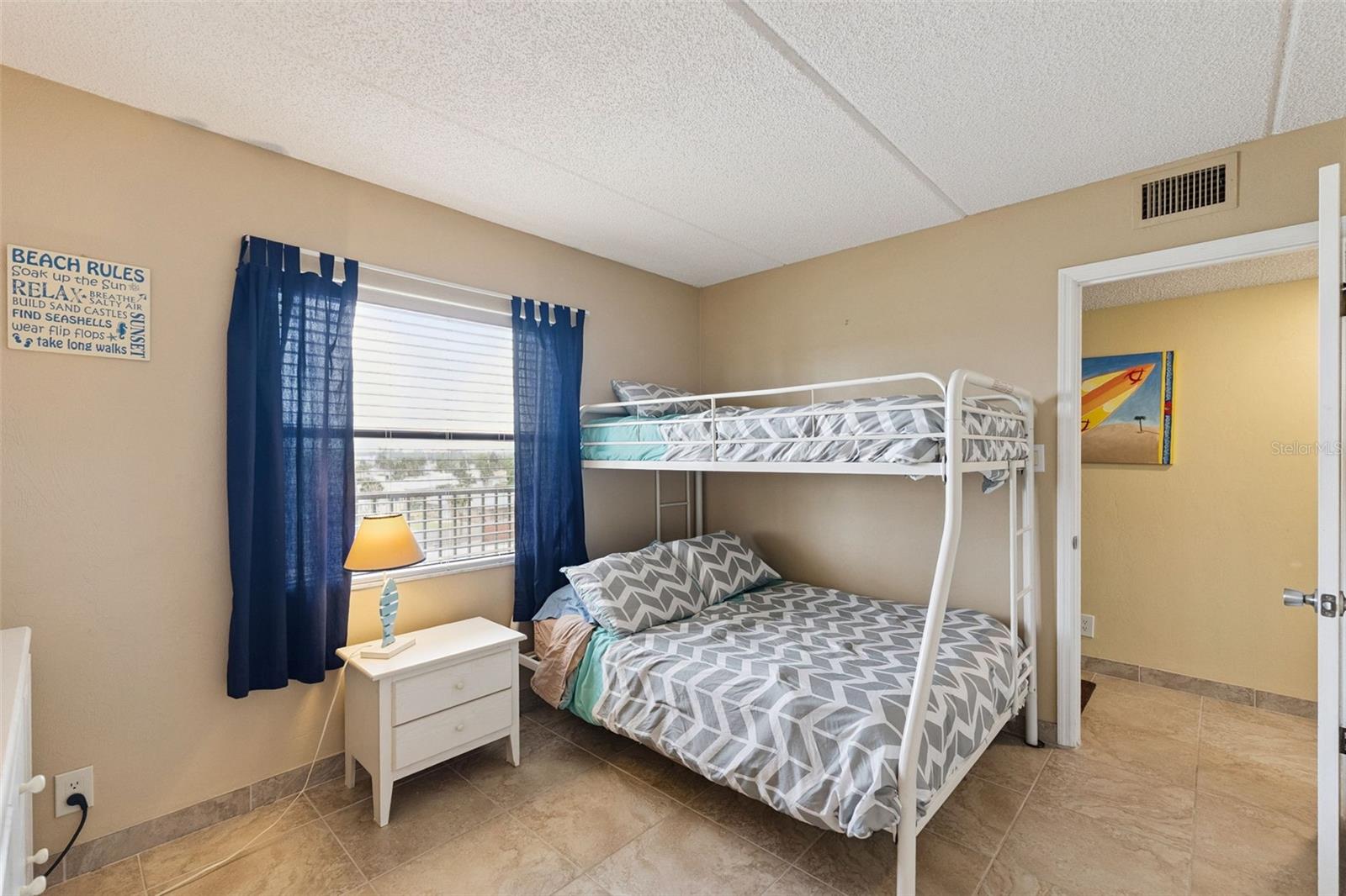 Image 19 of 35 For 2700 Ocean Shore Boulevard 405