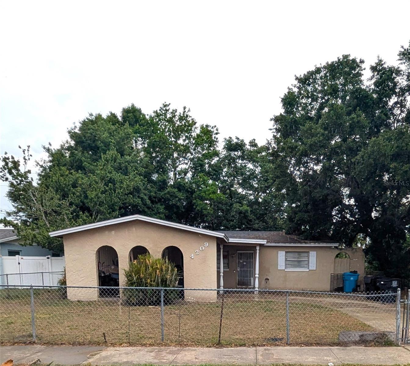 Listing Details for 4209 Clarinda Street, ORLANDO, FL 32811
