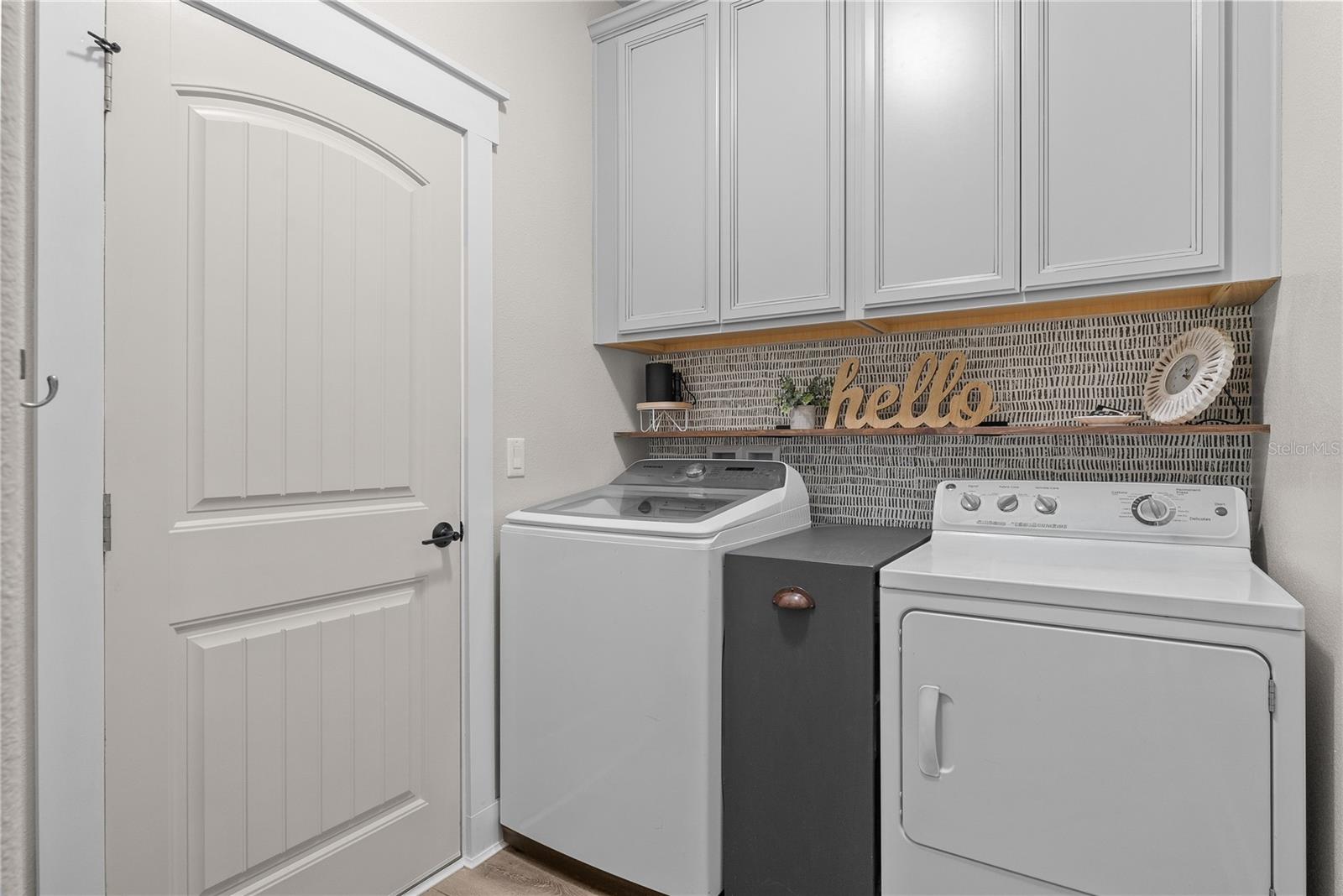 Image 23 of 45 For 615 Lake Cove Pointe Circle