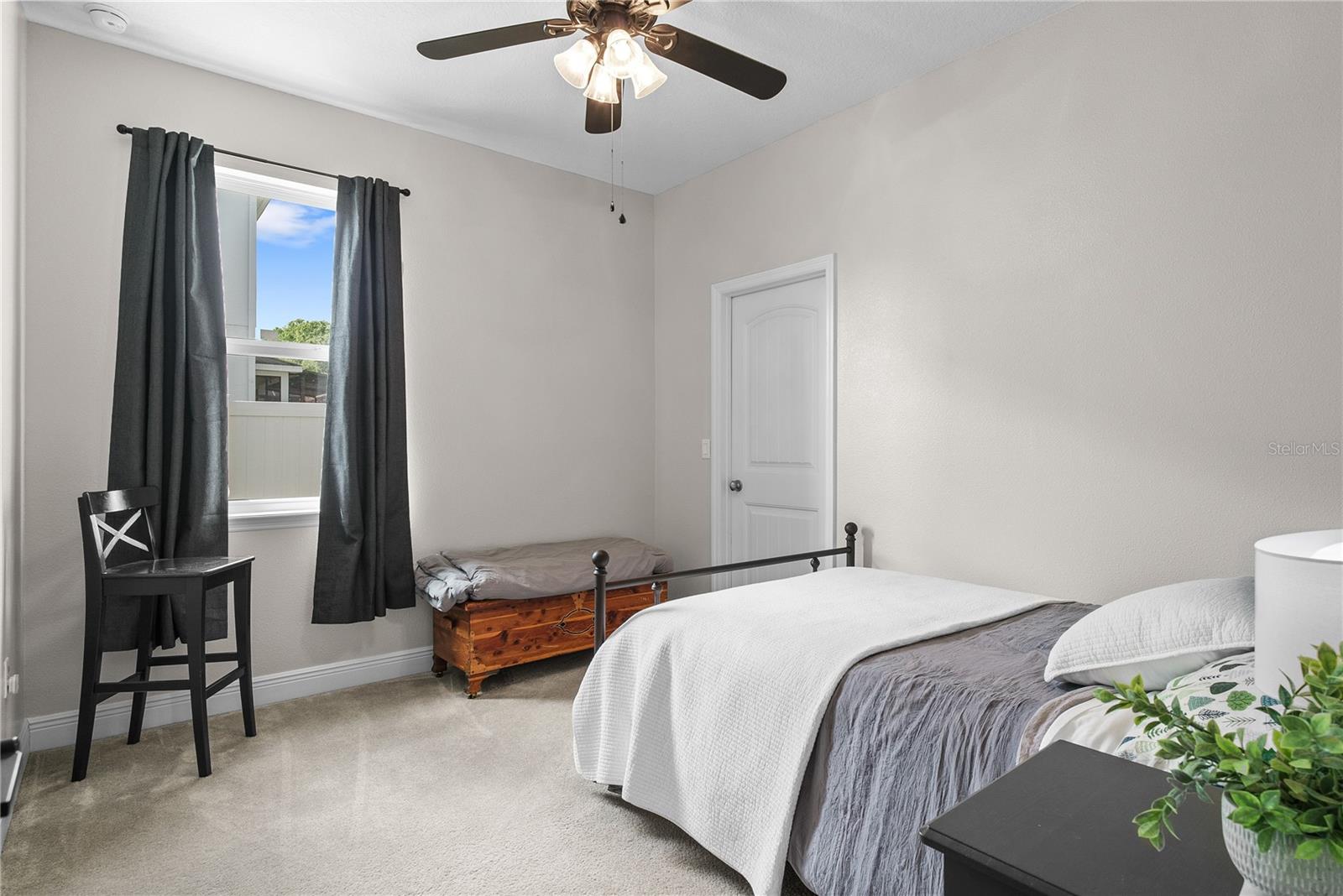 Image 31 of 45 For 615 Lake Cove Pointe Circle