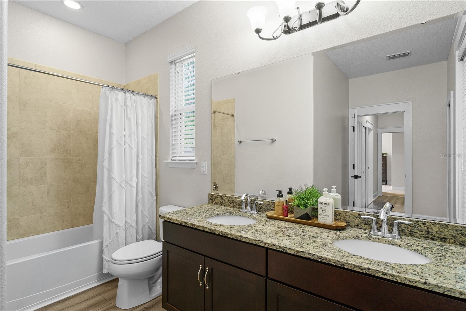 Image 32 of 45 For 615 Lake Cove Pointe Circle