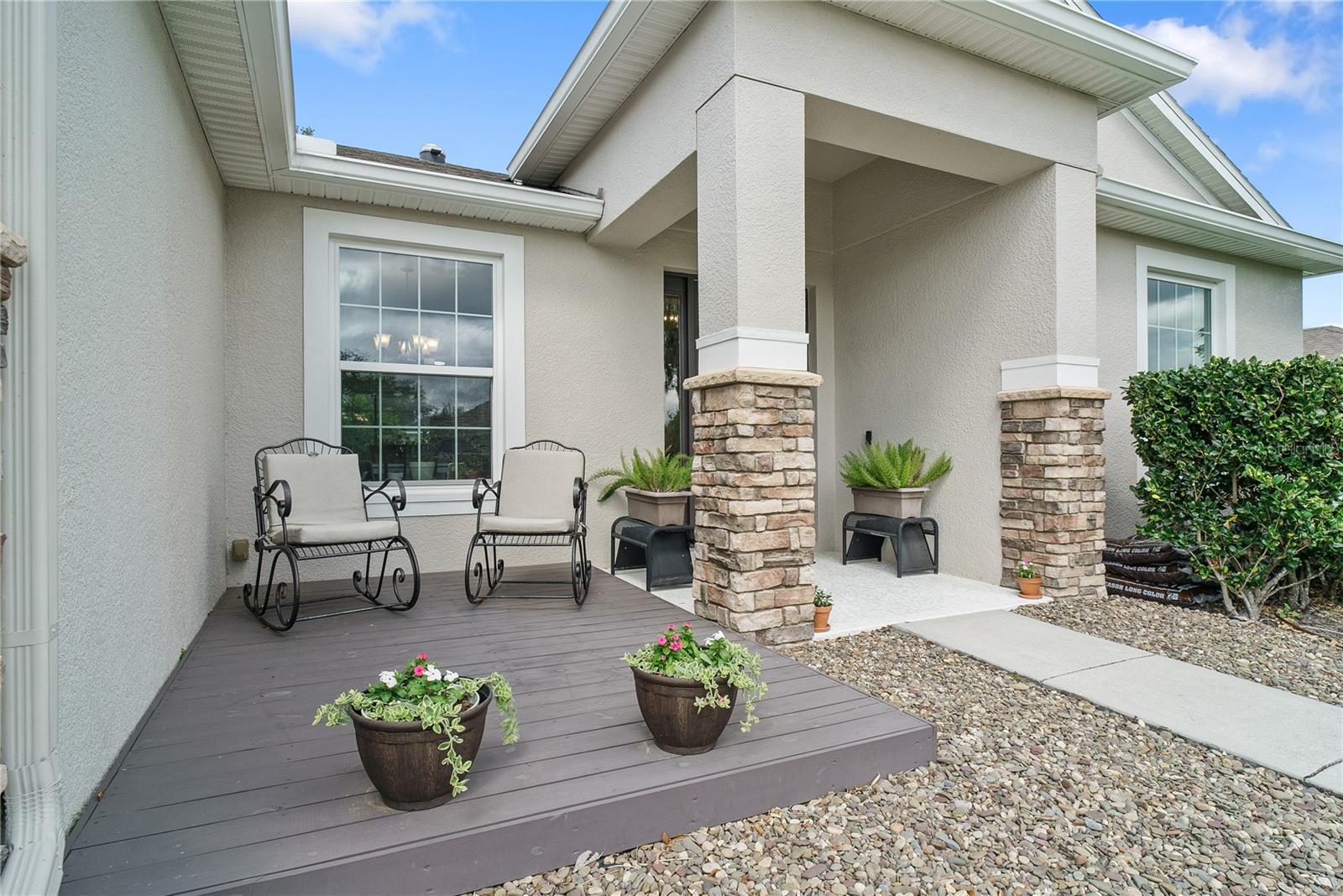 Image 6 of 45 For 615 Lake Cove Pointe Circle