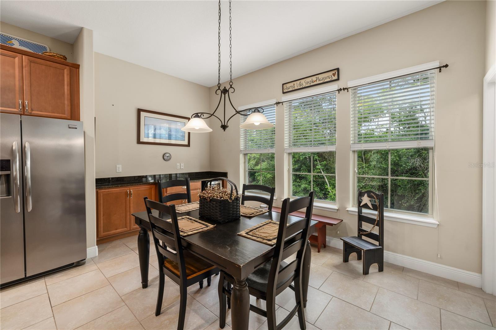 Image 14 of 56 For 2728 Lobelia Drive