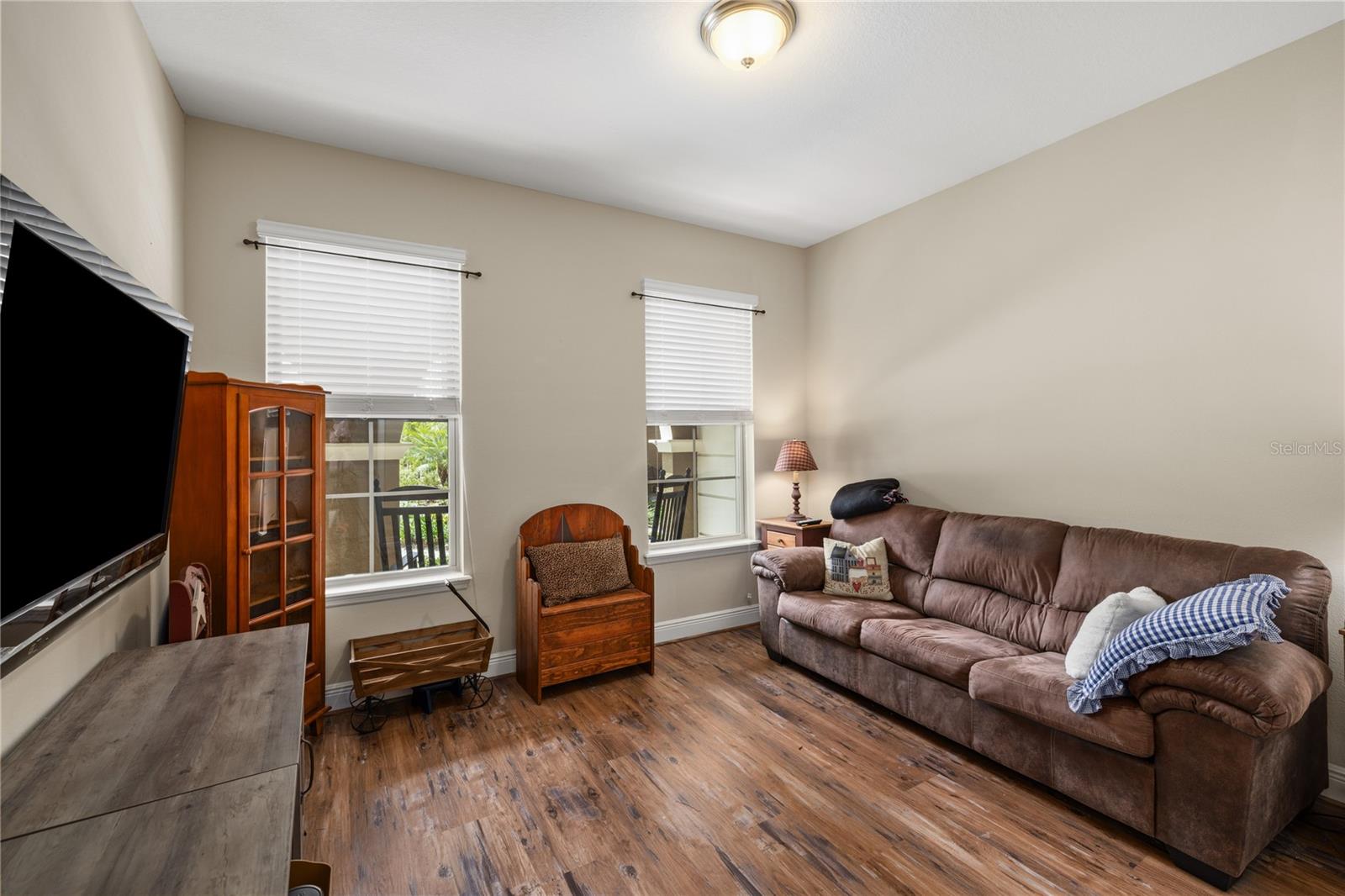 Image 31 of 56 For 2728 Lobelia Drive