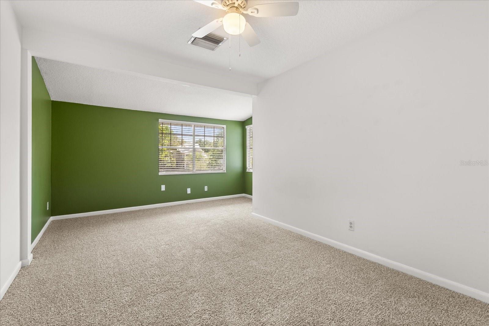 Image 12 of 29 For 742 Westmoreland Drive