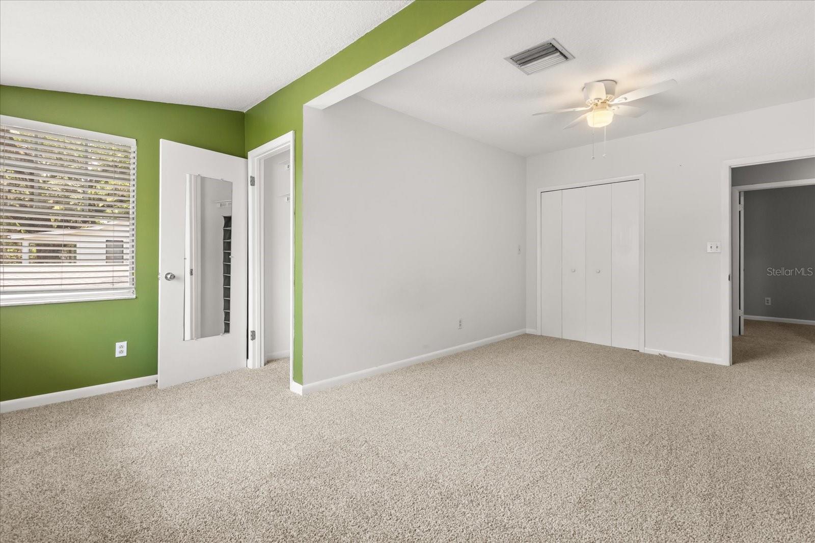 Image 13 of 29 For 742 Westmoreland Drive