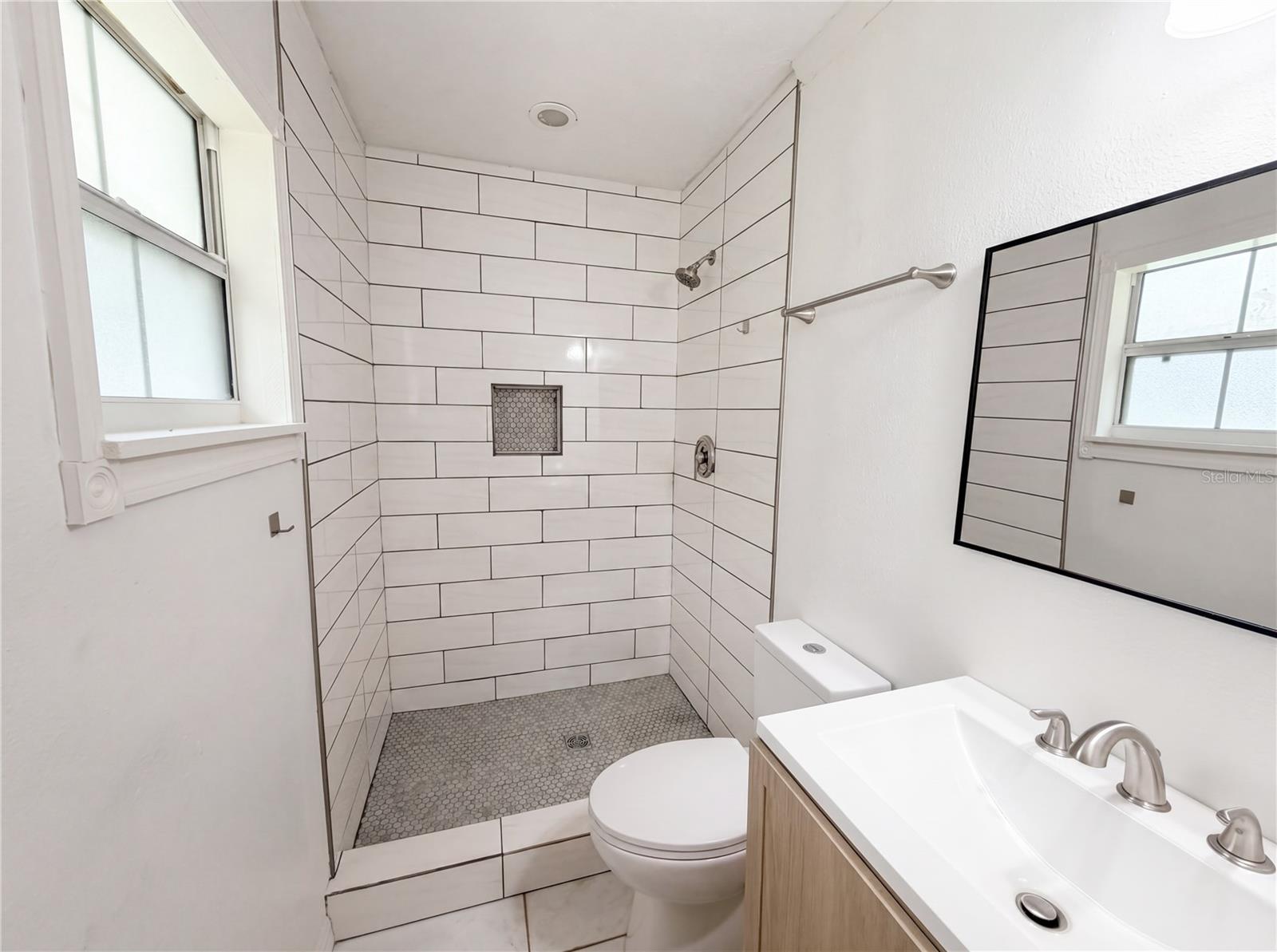 Image 17 of 21 For 1770 37th Street