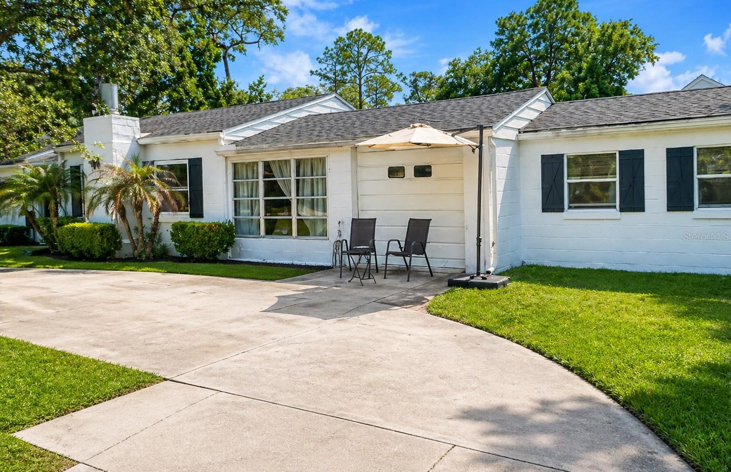 Listing photo id 0 for 1900 Winter Park Road
