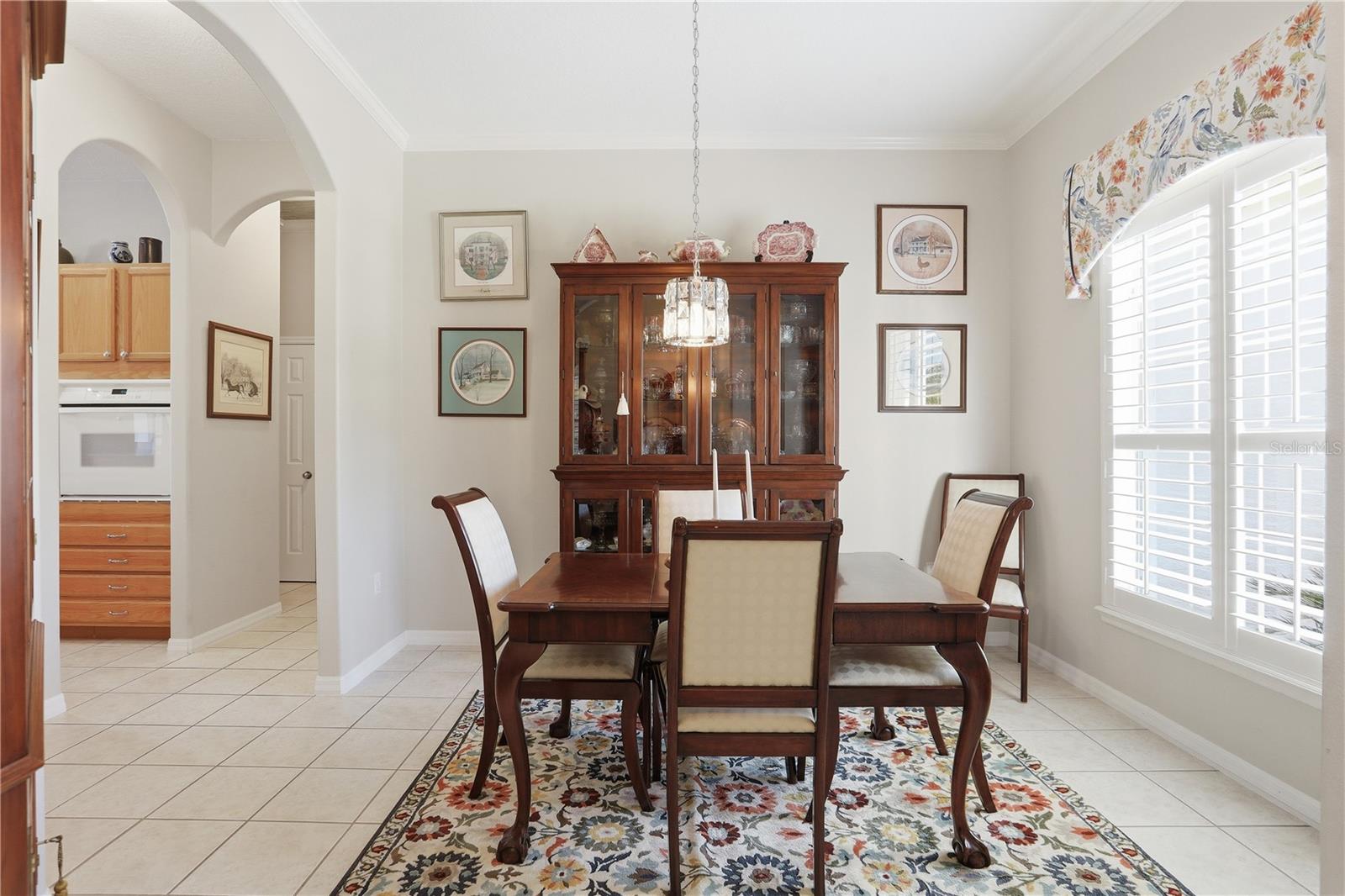 Listing photo id 15 for 1910 Sir Lancelot Circle