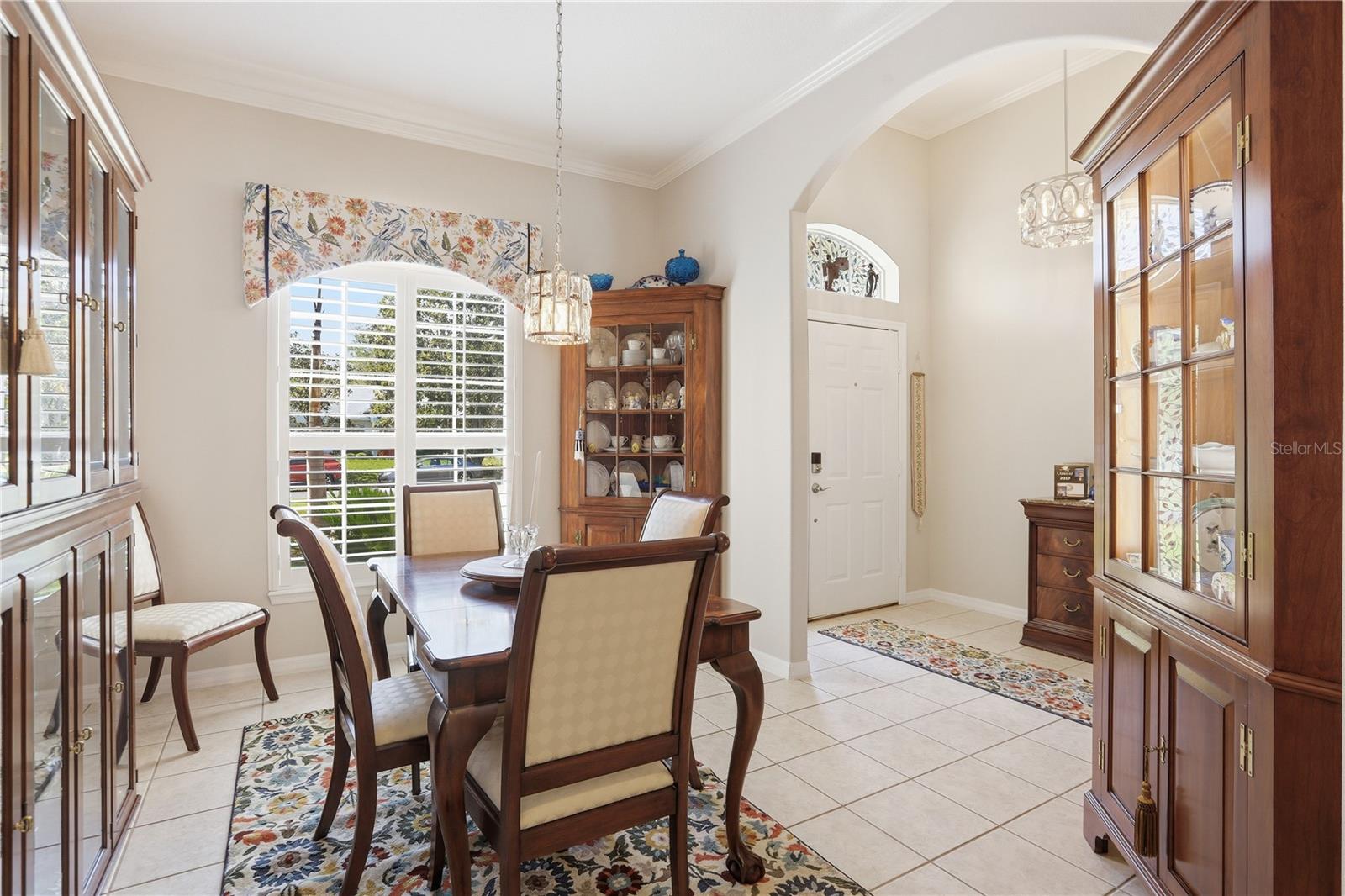 Listing photo id 16 for 1910 Sir Lancelot Circle
