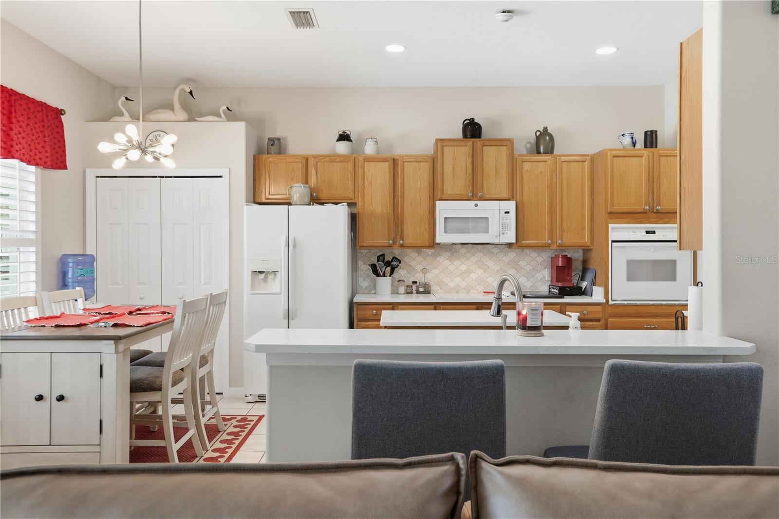 Listing photo id 21 for 1910 Sir Lancelot Circle