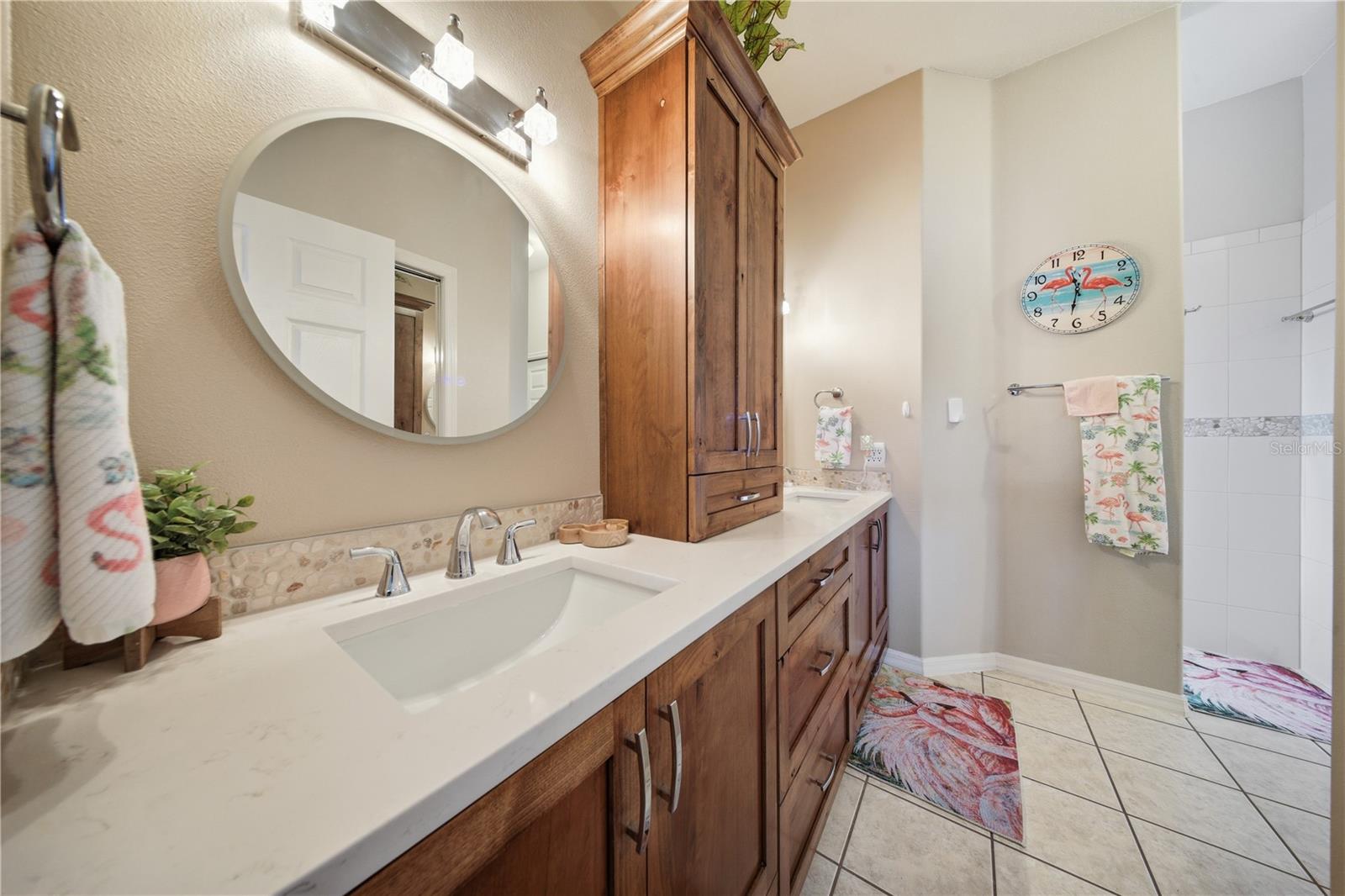 Listing photo id 29 for 1910 Sir Lancelot Circle
