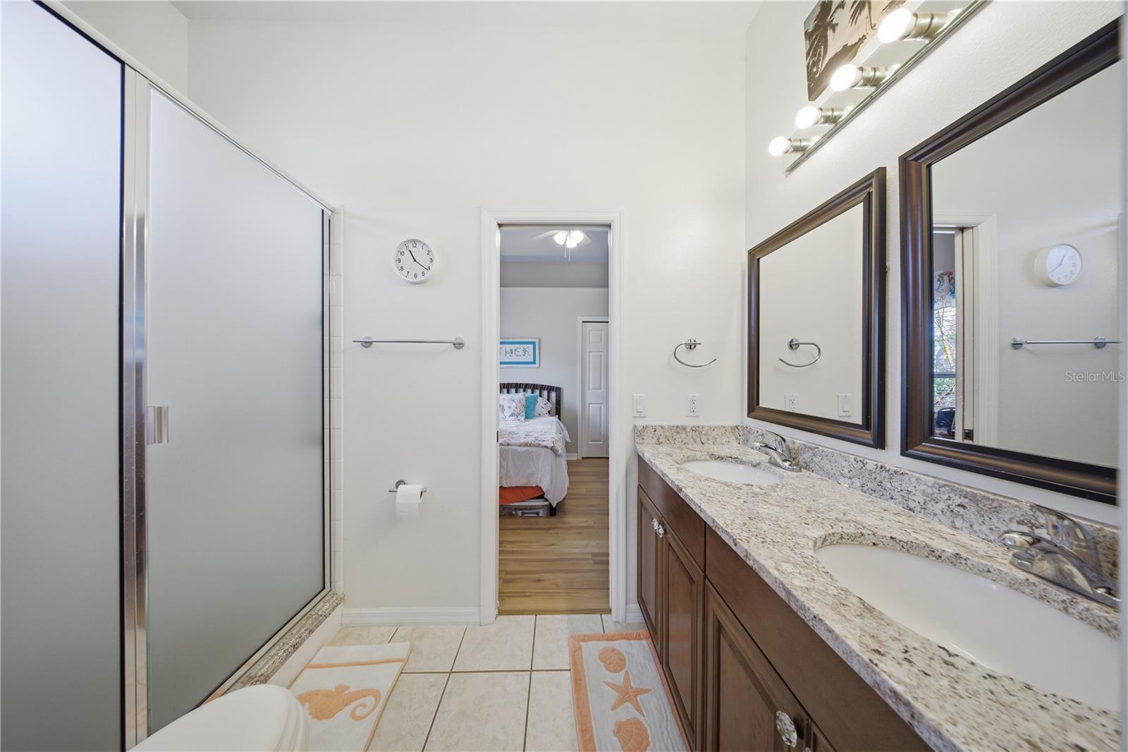 Listing photo id 38 for 1910 Sir Lancelot Circle