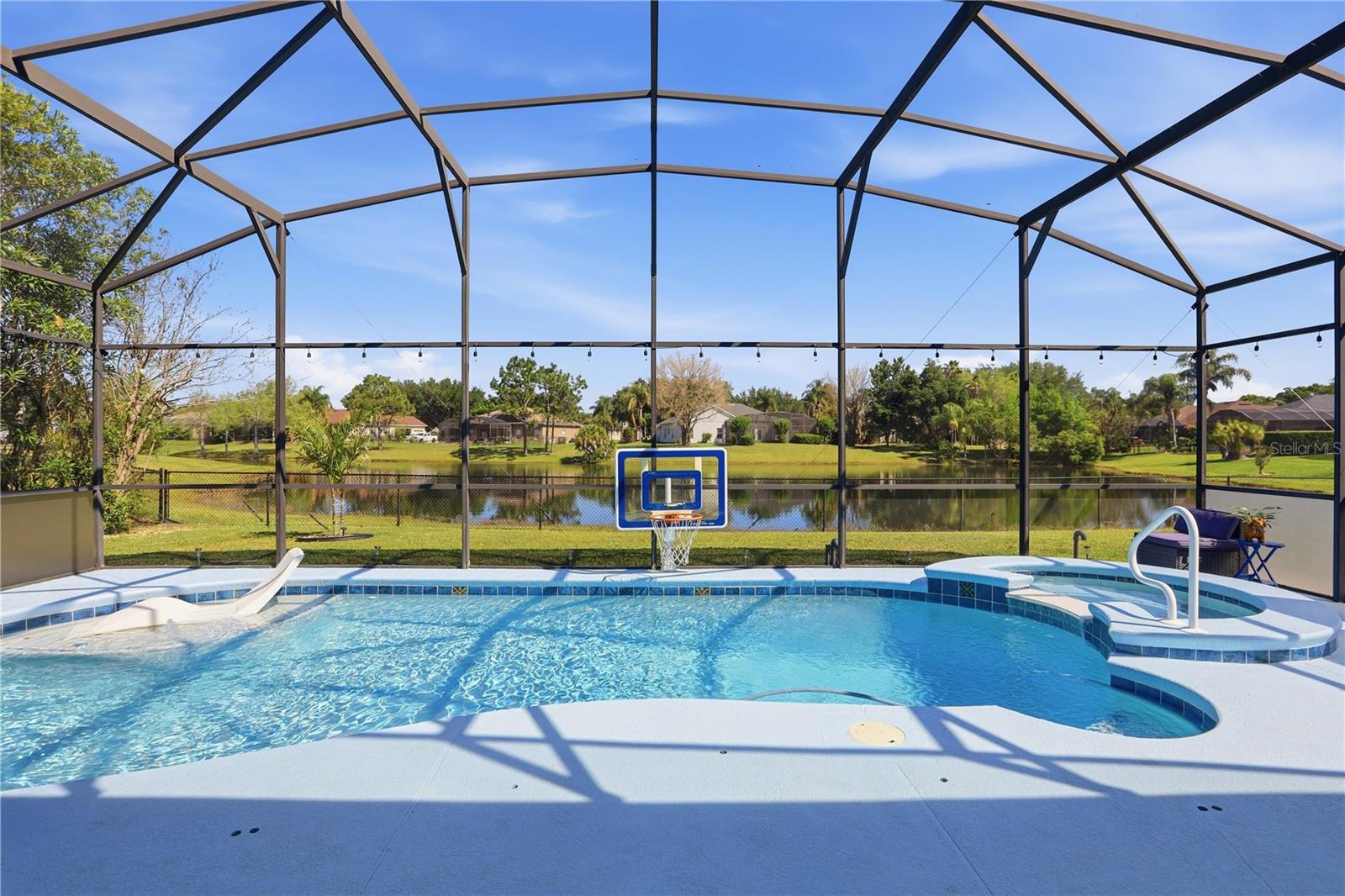 Listing photo id 47 for 1910 Sir Lancelot Circle