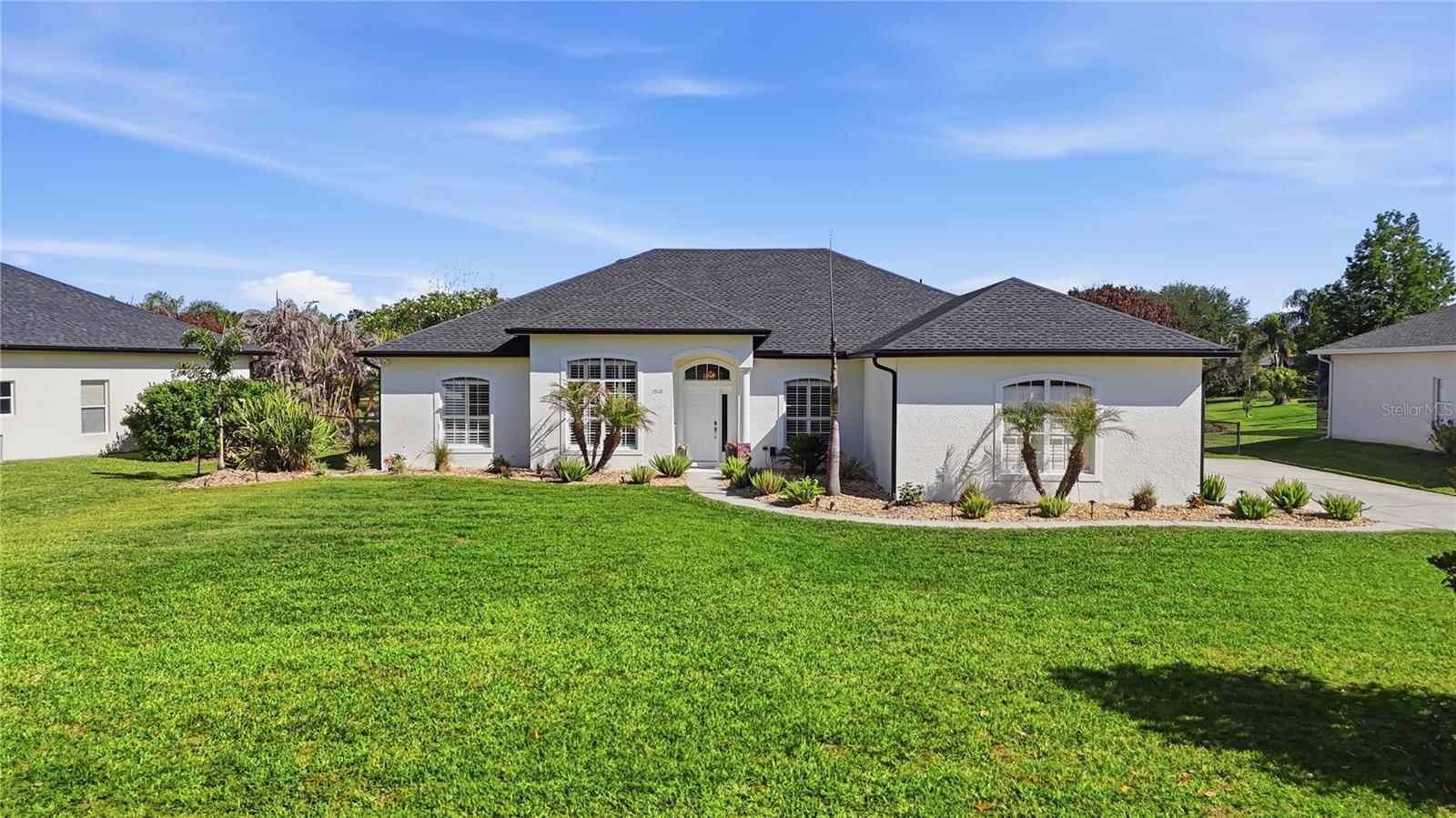 Listing photo id 53 for 1910 Sir Lancelot Circle