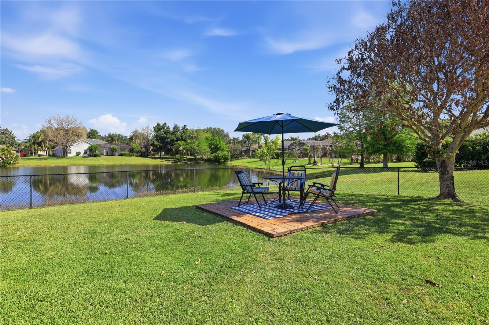 Listing photo id 5 for 1910 Sir Lancelot Circle