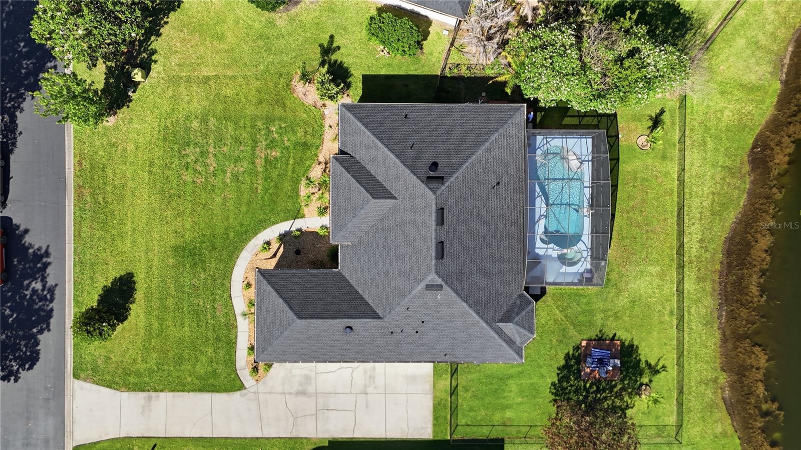 Listing photo id 6 for 1910 Sir Lancelot Circle