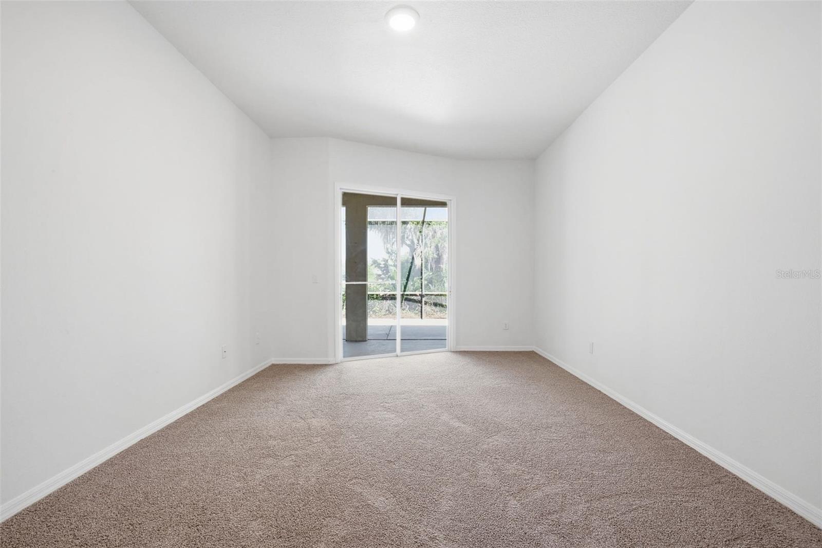 Listing photo id 23 for 4745 Patagonia Place