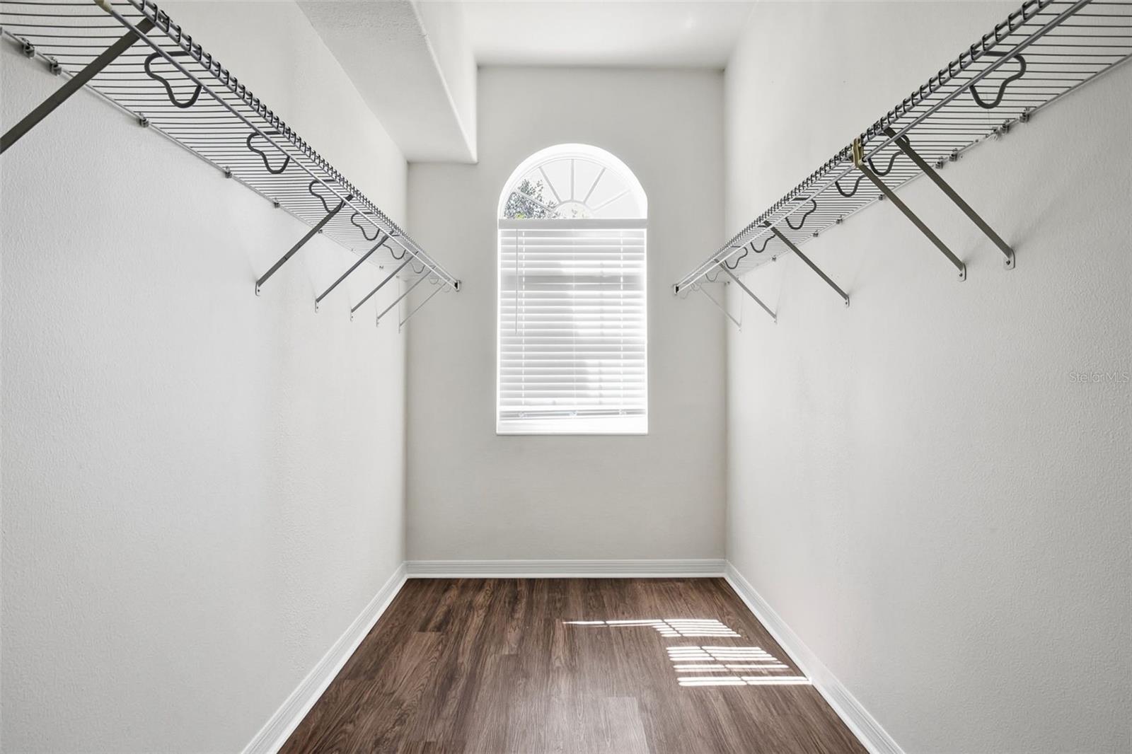 Listing photo id 38 for 4745 Patagonia Place