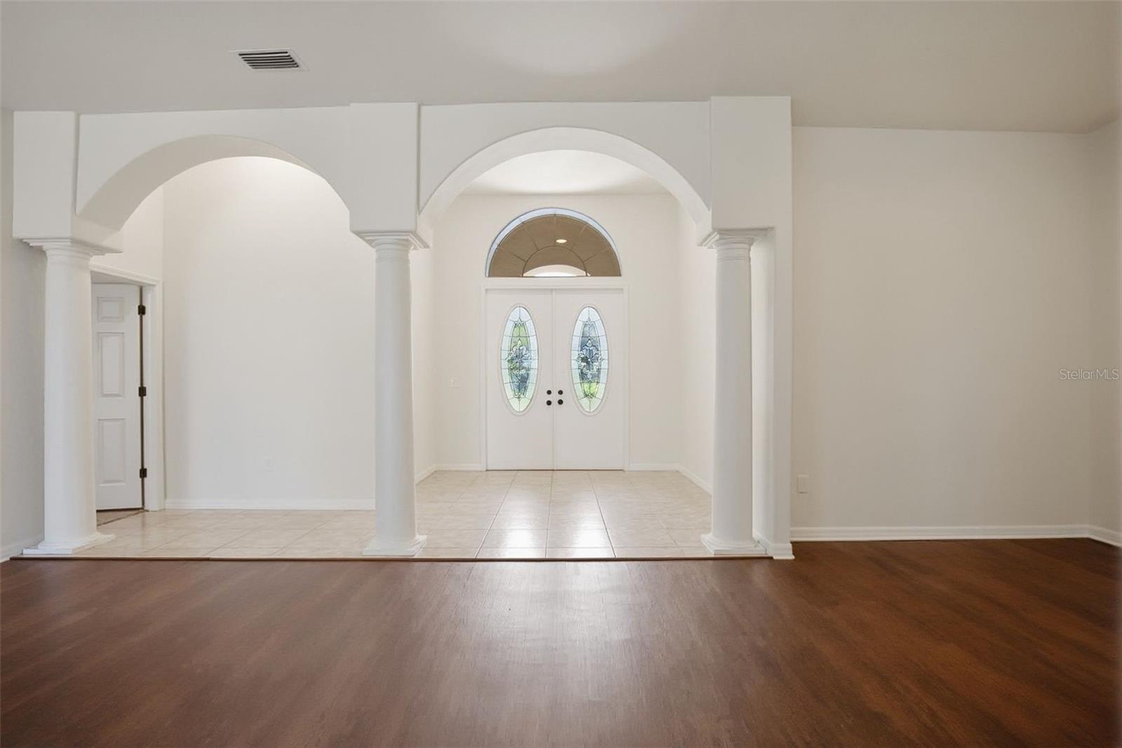 Listing photo id 5 for 4745 Patagonia Place