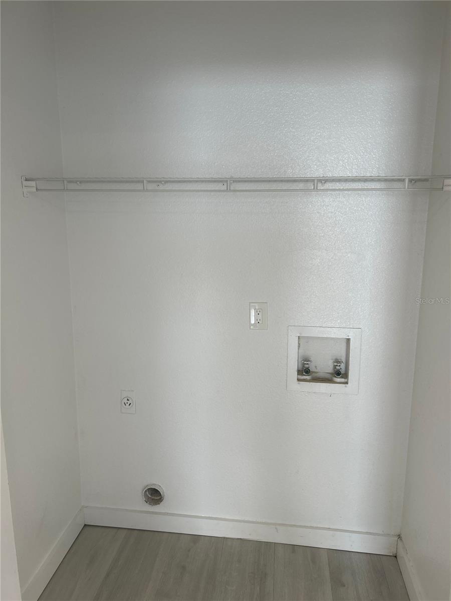 Image 10 of 11 For 2955 53rd Court