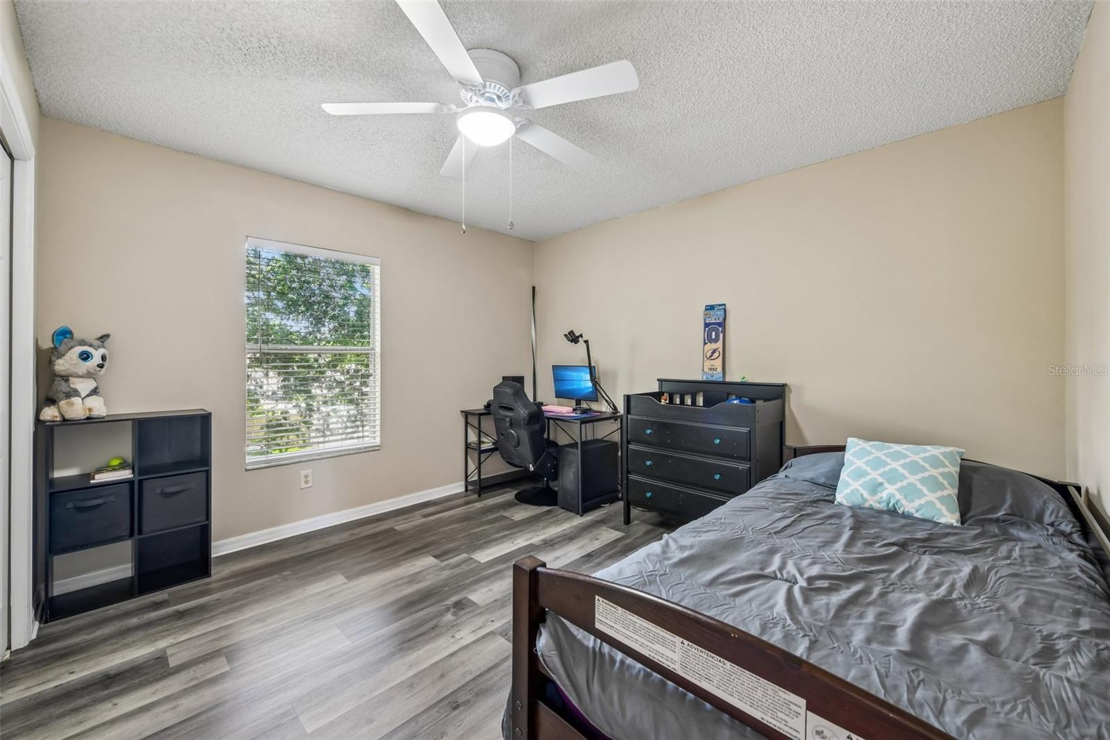 Image 15 of 33 For 9525 Southern Garden Circle