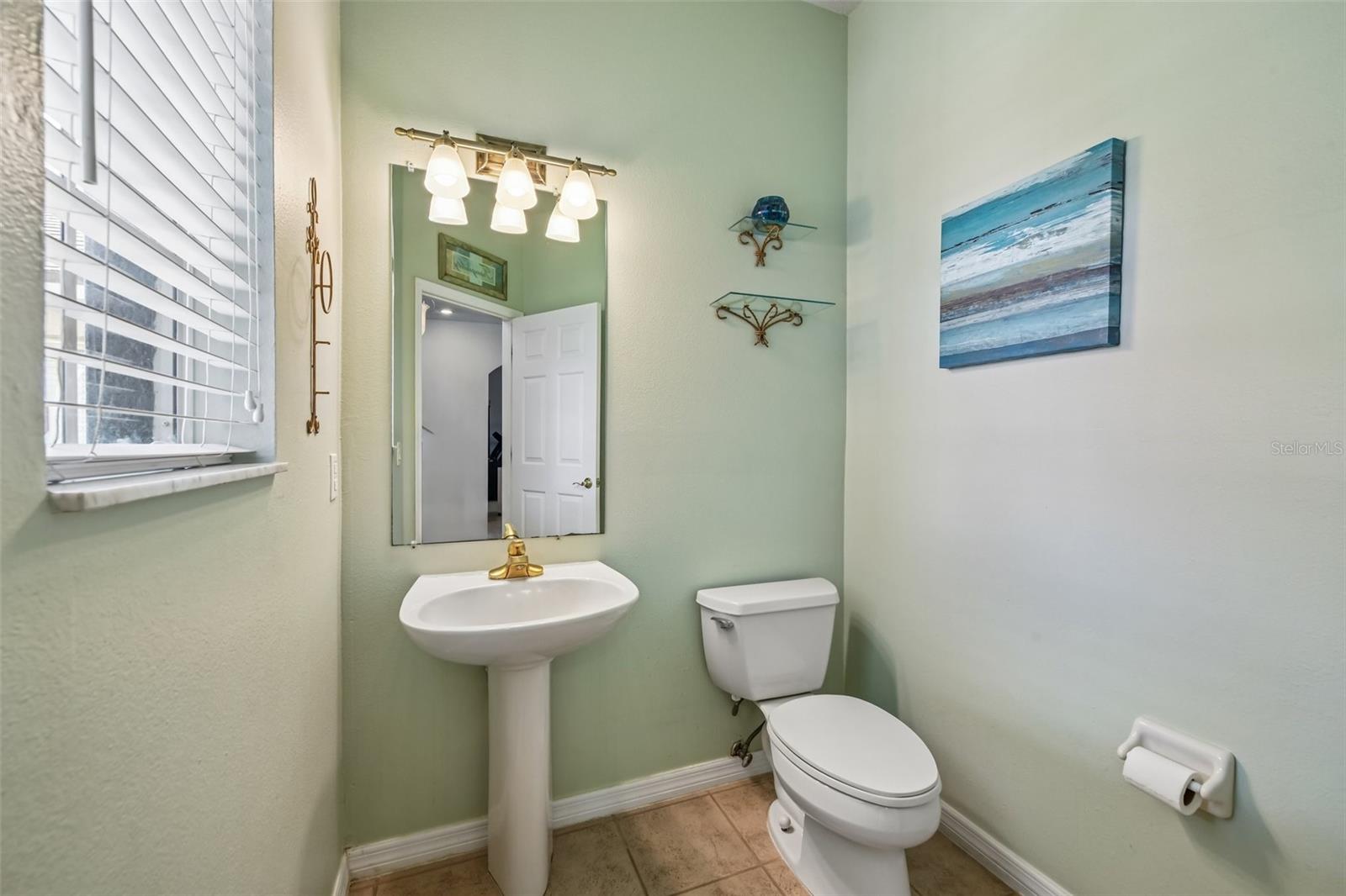 Image 16 of 33 For 9525 Southern Garden Circle