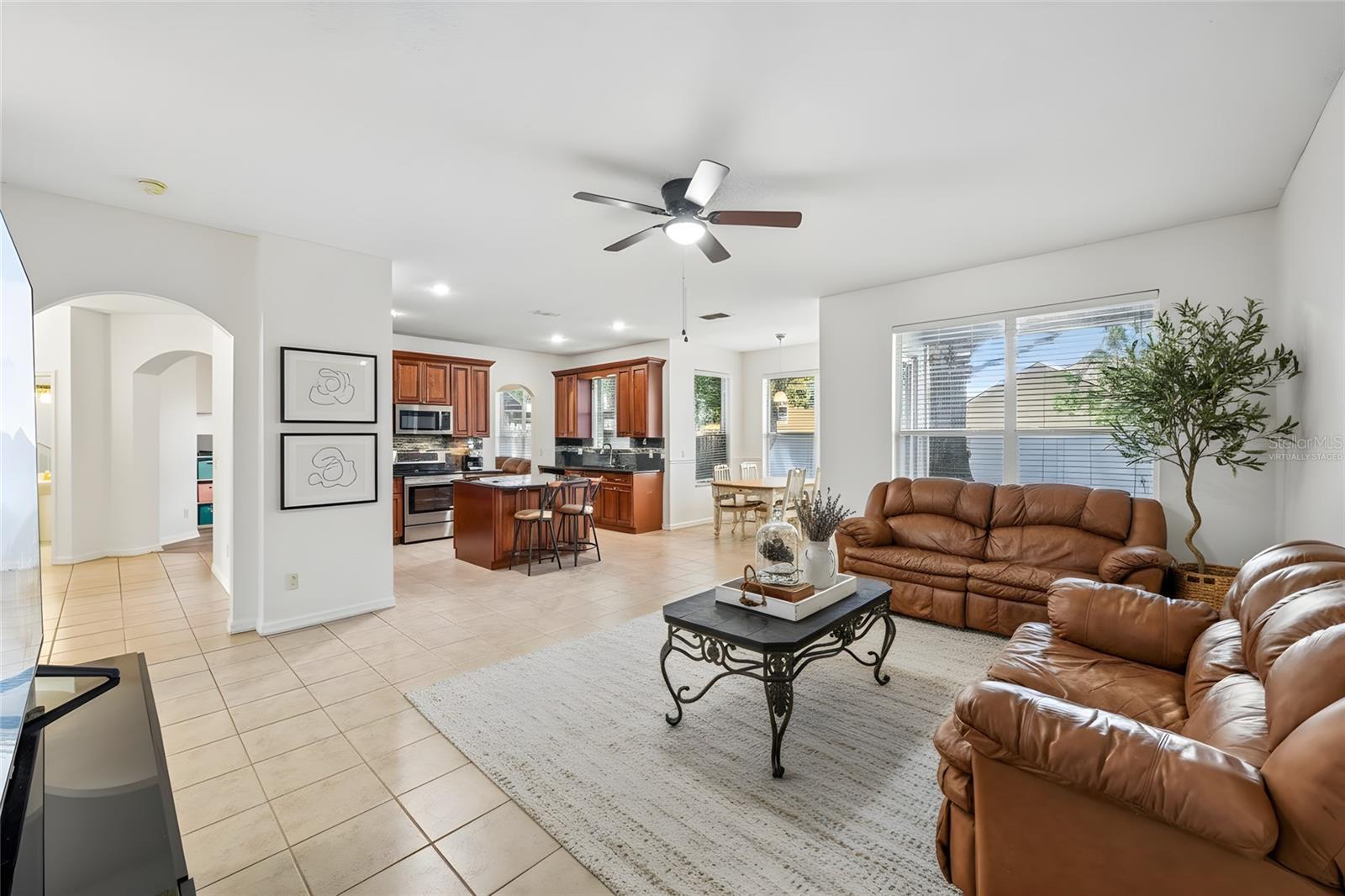 Image 2 of 33 For 9525 Southern Garden Circle