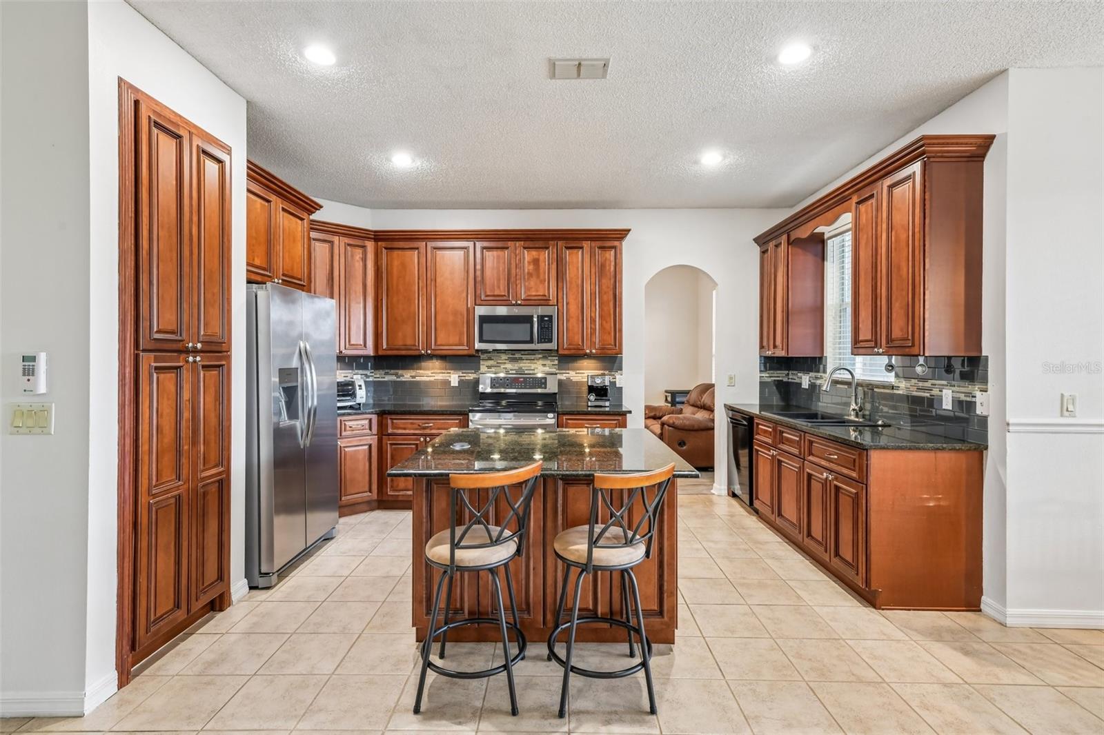 Image 3 of 33 For 9525 Southern Garden Circle