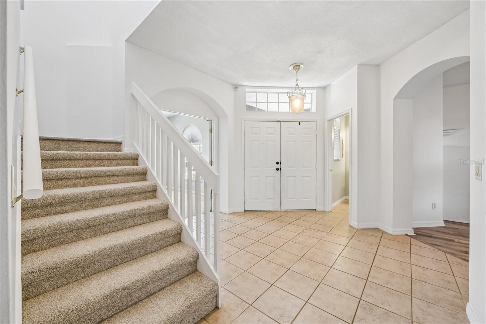 Image 8 of 33 For 9525 Southern Garden Circle