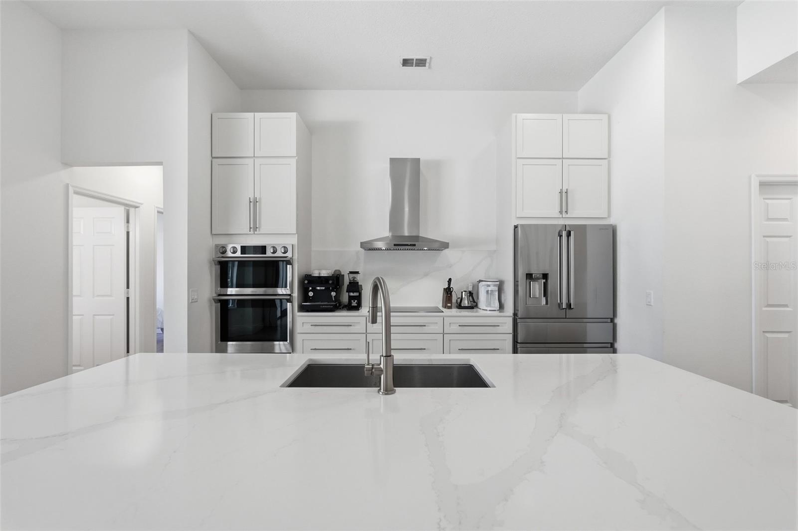 Image 14 of 48 For 264 Blue Stone Circle