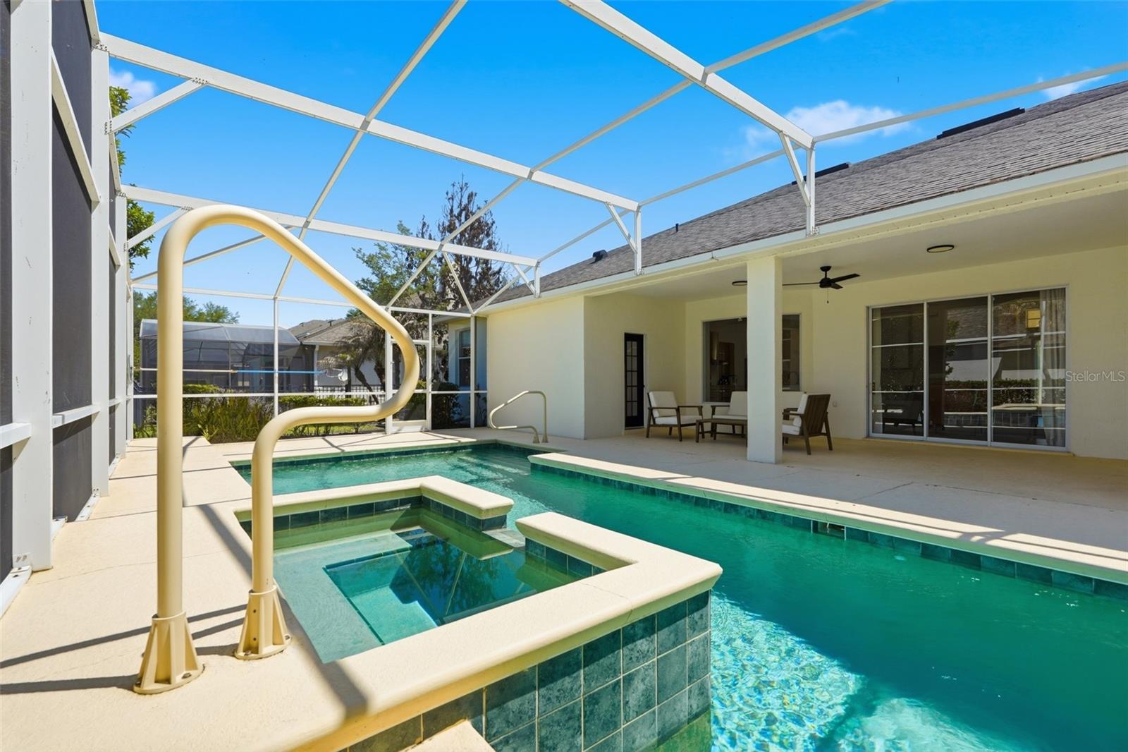 Image 40 of 48 For 264 Blue Stone Circle