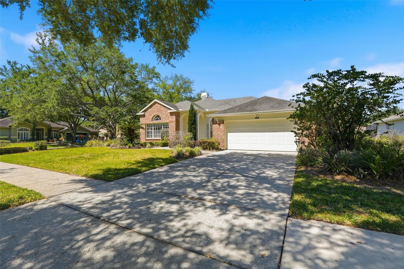 Image 6 of 48 For 264 Blue Stone Circle