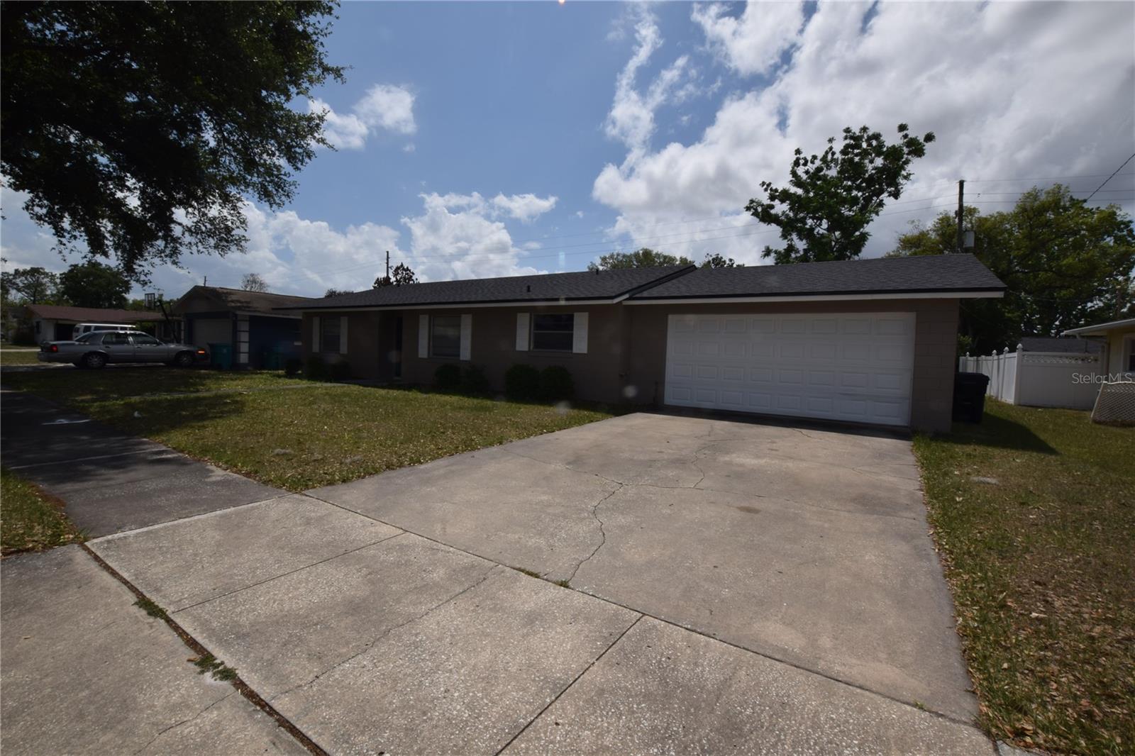 Image 3 of 36 For 2762 Clear Cove Lane