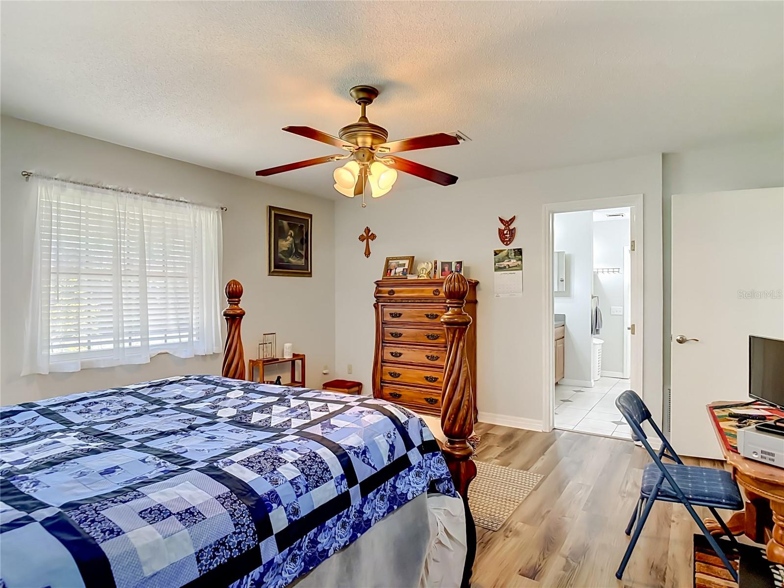 Image 23 of 46 For 17819 Palm Street