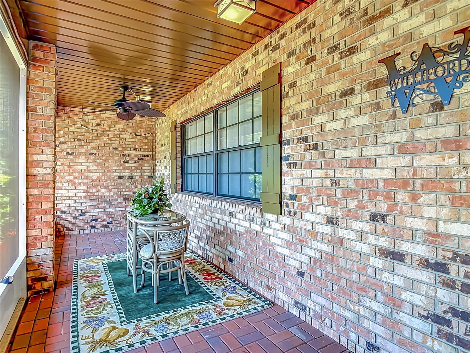 Image 3 of 46 For 17819 Palm Street
